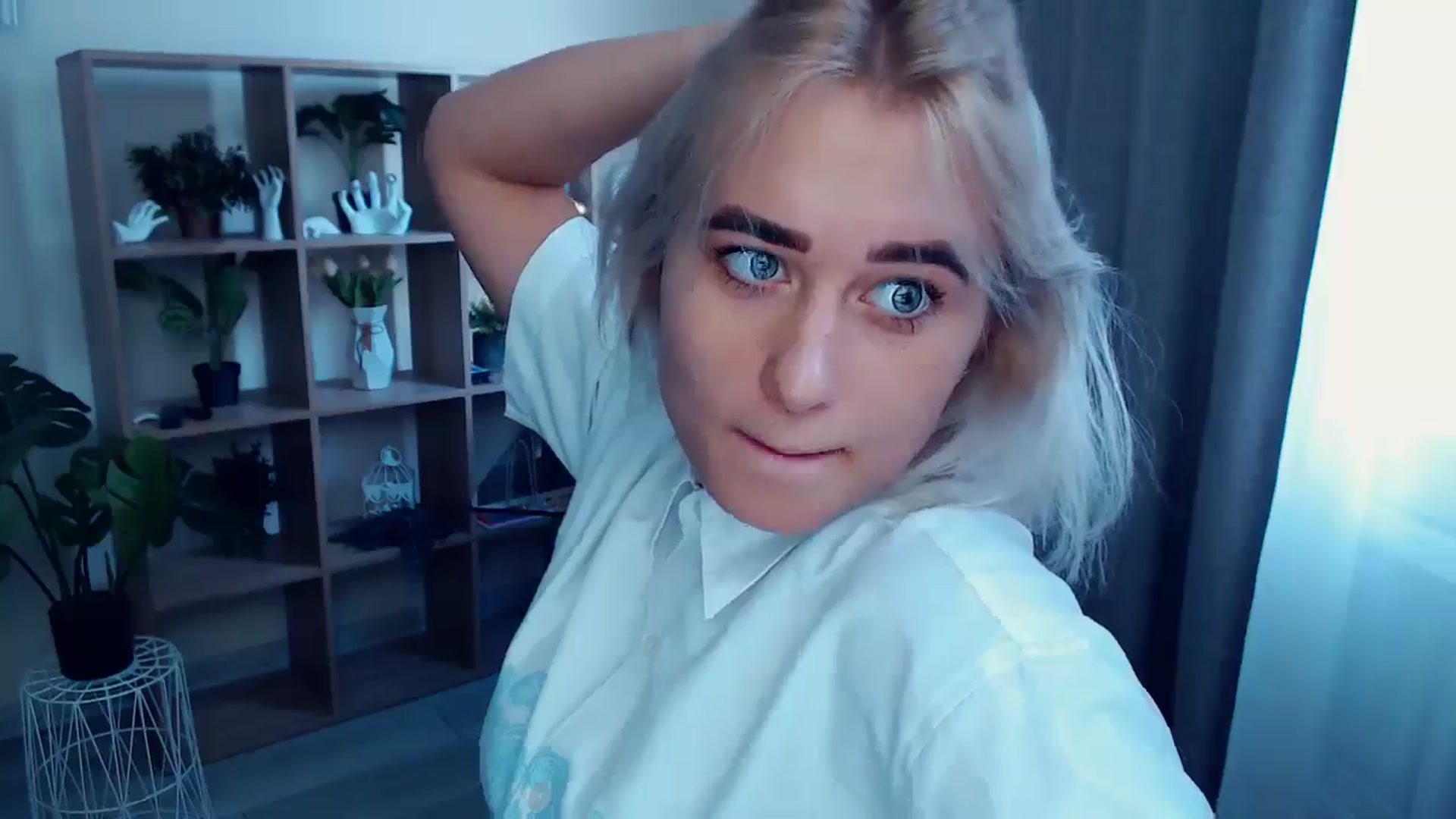 Gallery image thumbnail from Kukla_kolduna's myfreecams stream on, 07/27/2024, 15:22 image 16 of 20