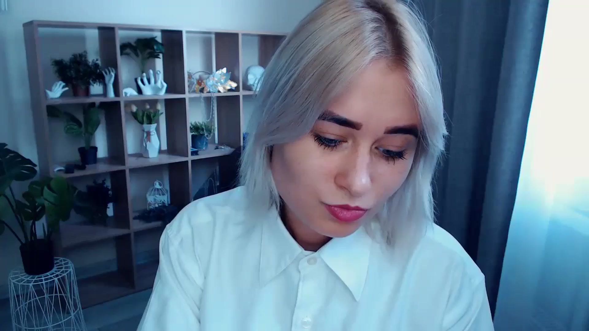 Gallery image thumbnail from Kukla_kolduna's myfreecams stream on, 07/27/2024, 15:22 image 1 of 20