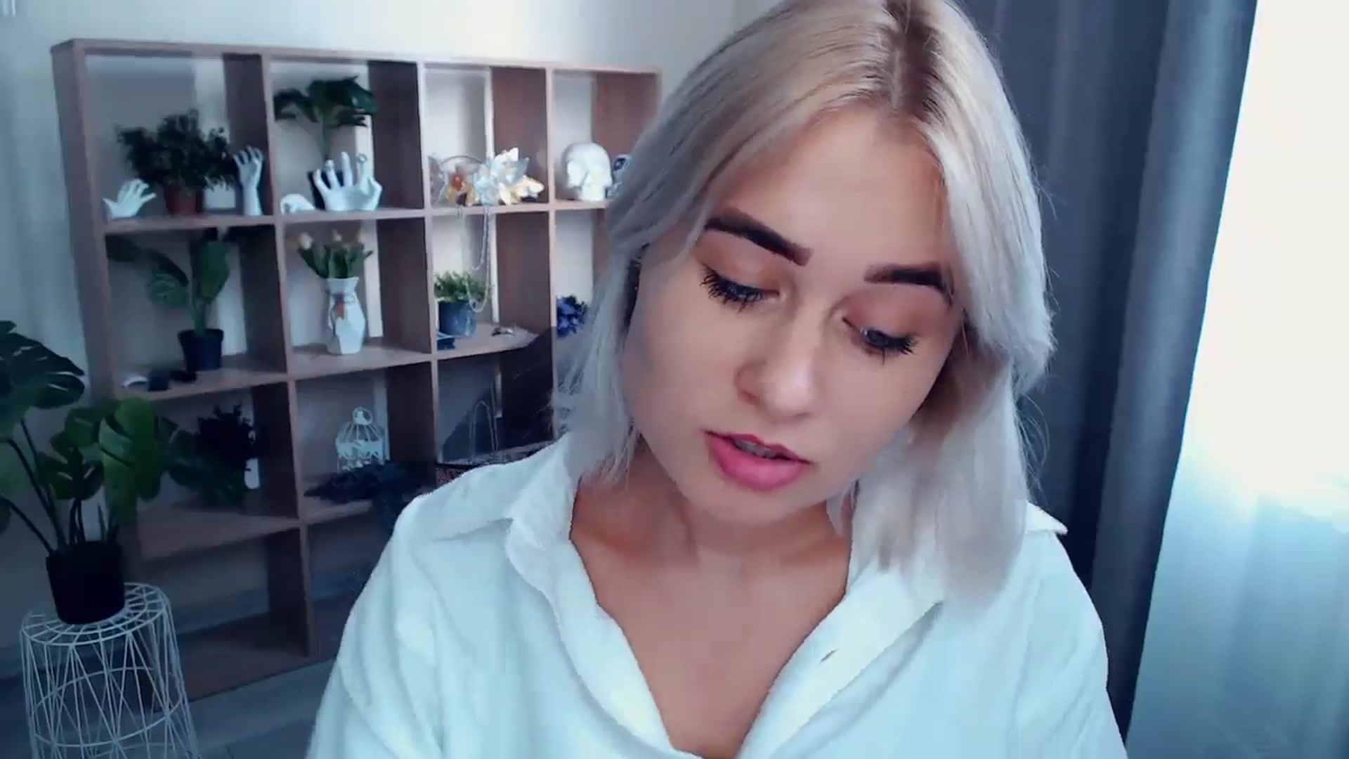 Gallery image thumbnail from Kukla_kolduna's myfreecams stream on, 07/27/2024, 16:14 image 8 of 20