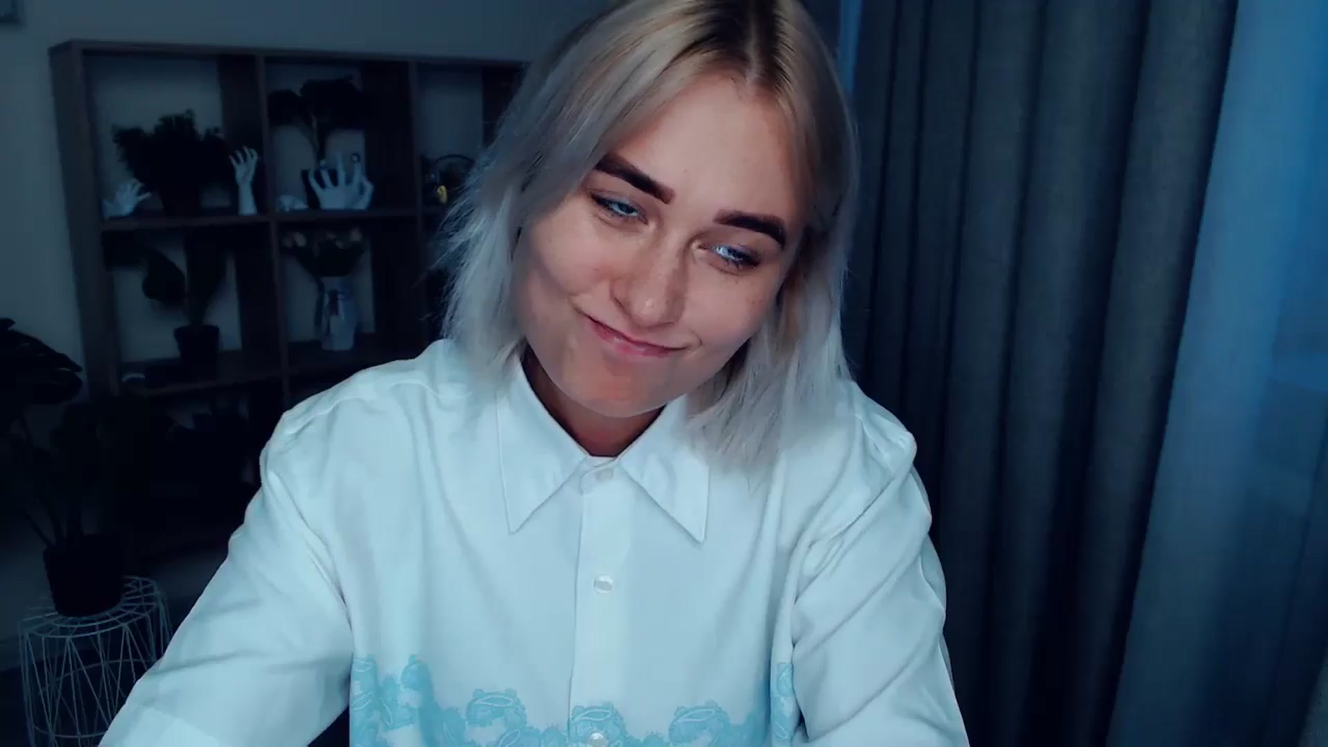 Gallery image thumbnail from Kukla_kolduna's myfreecams stream on, 07/27/2024, 18:02 image 18 of 20