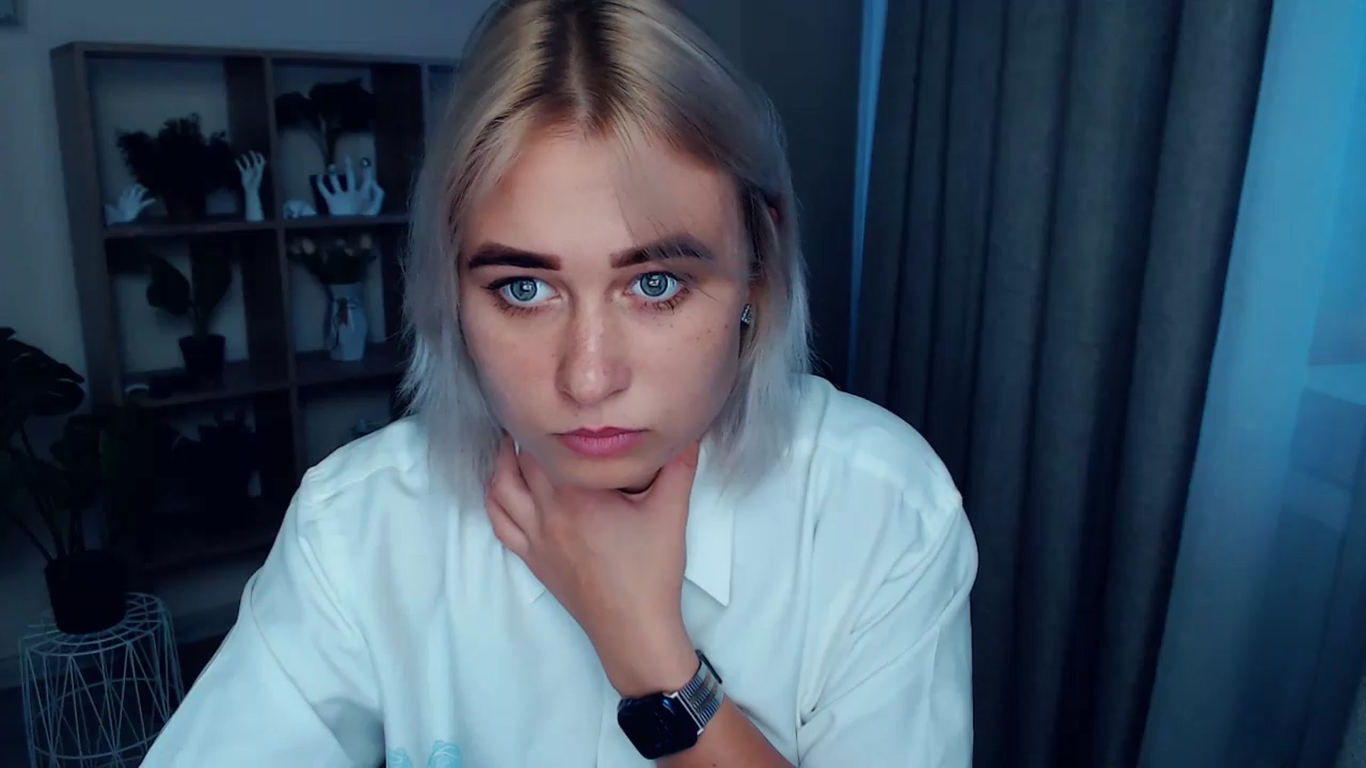 Gallery image thumbnail from Kukla_kolduna's myfreecams stream on, 07/27/2024, 18:02 image 14 of 20