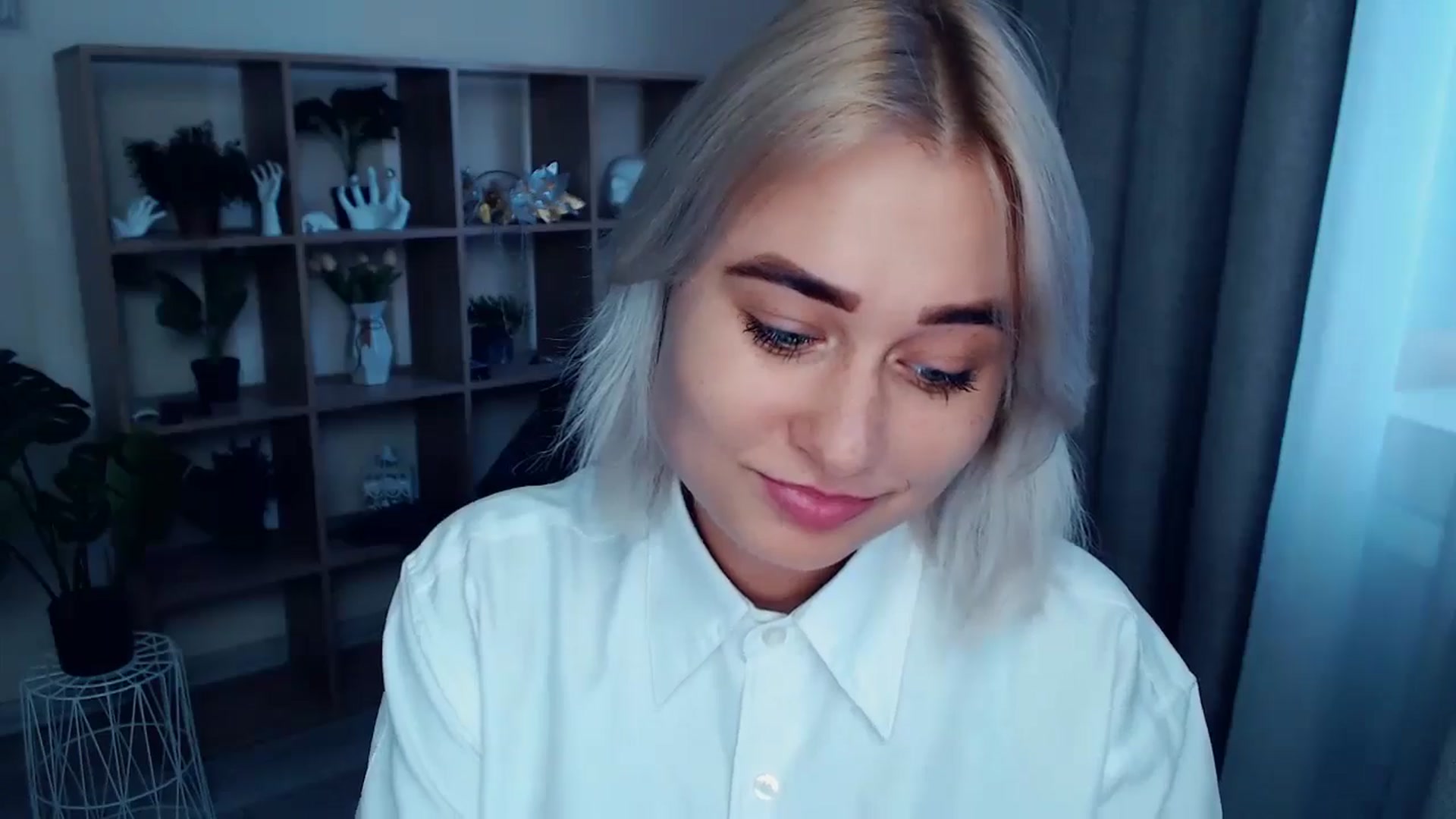 Gallery image thumbnail from Kukla_kolduna's myfreecams stream on, 07/27/2024, 18:02 image 6 of 20