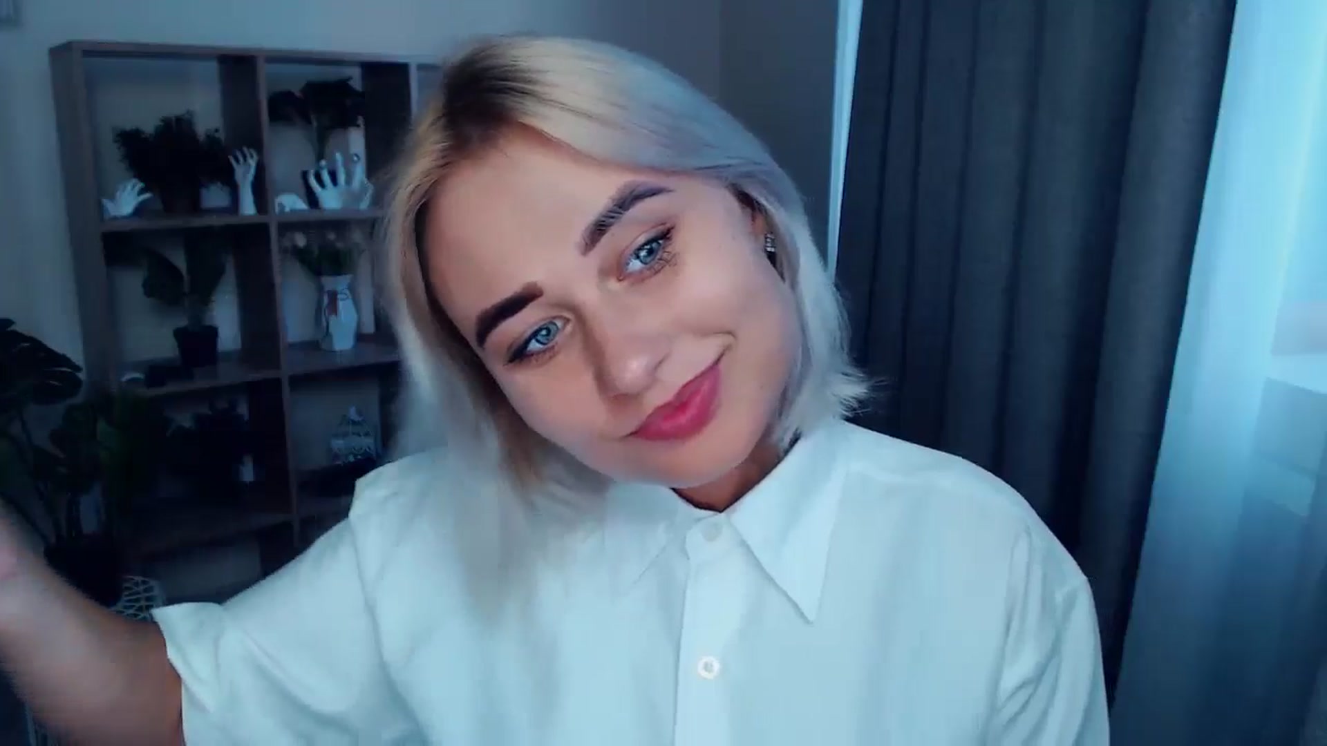 Gallery image thumbnail from Kukla_kolduna's myfreecams stream on, 07/27/2024, 18:02 image 5 of 20