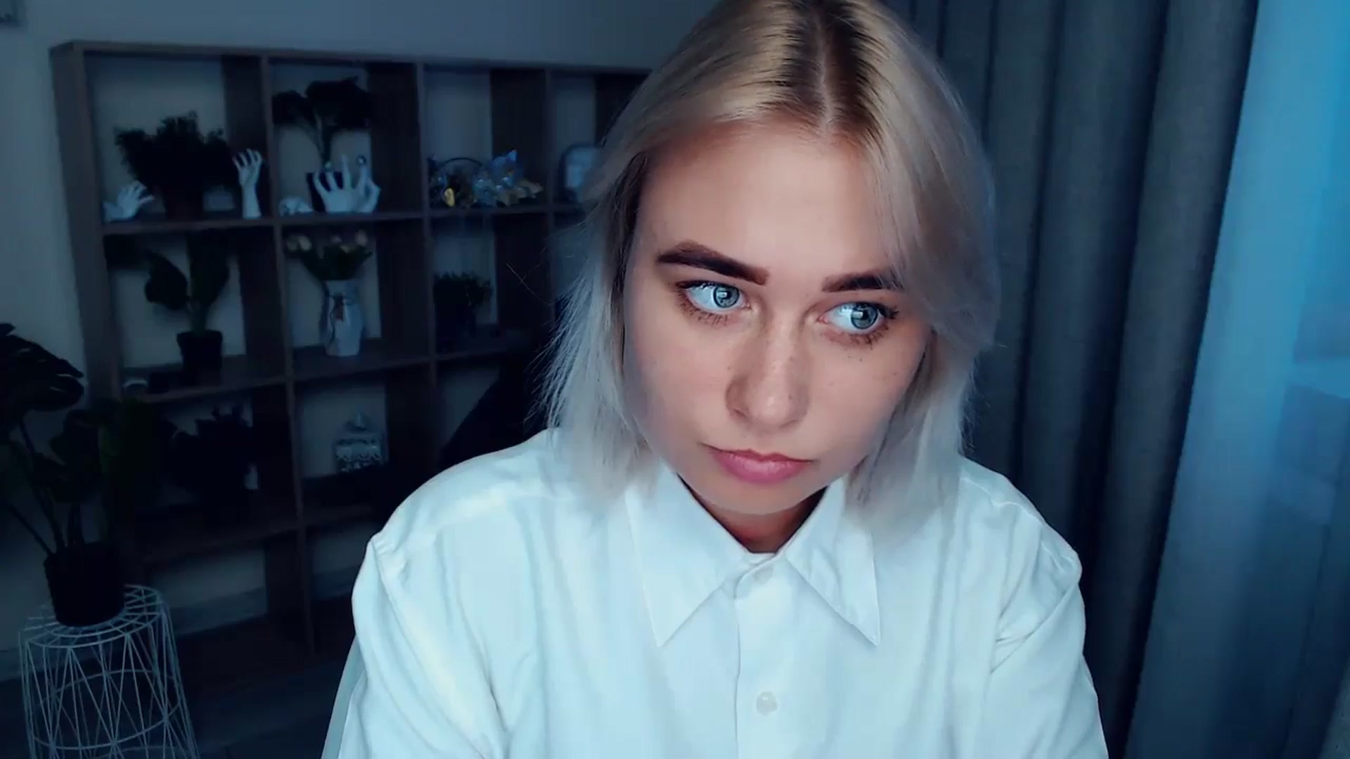 Gallery image thumbnail from Kukla_kolduna's myfreecams stream on, 07/27/2024, 18:02 image 15 of 20