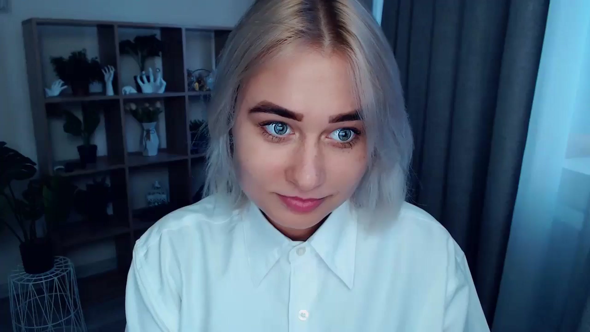 Gallery image thumbnail from Kukla_kolduna's myfreecams stream on, 07/27/2024, 18:02 image 7 of 20