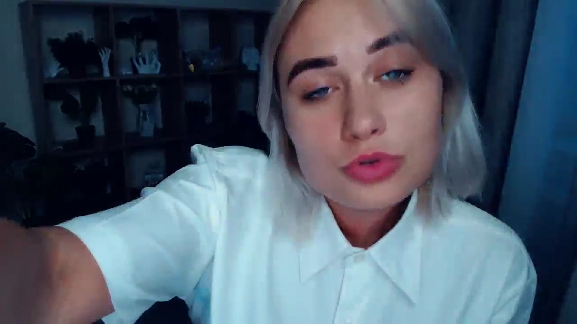 Gallery image thumbnail from Kukla_kolduna's myfreecams stream on, 07/27/2024, 18:02 image 19 of 20