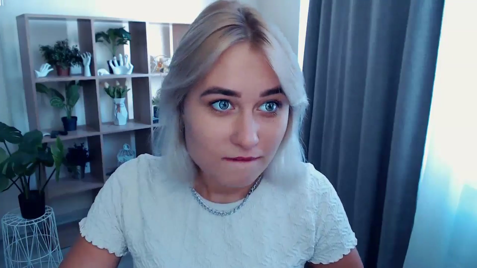 Gallery image thumbnail from Kukla_kolduna's myfreecams stream on, 07/28/2024, 15:05 image 8 of 20