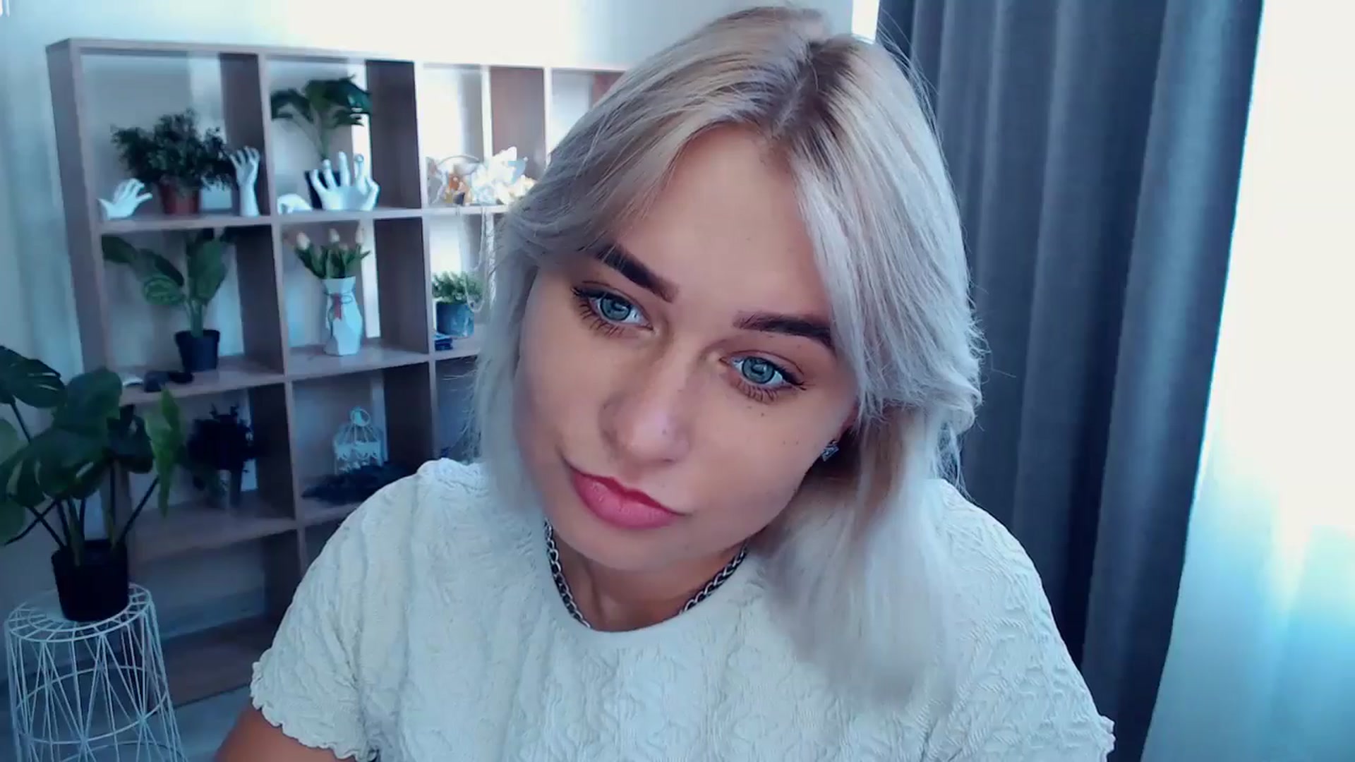 Gallery image thumbnail from Kukla_kolduna's myfreecams stream on, 07/28/2024, 15:05 image 13 of 20
