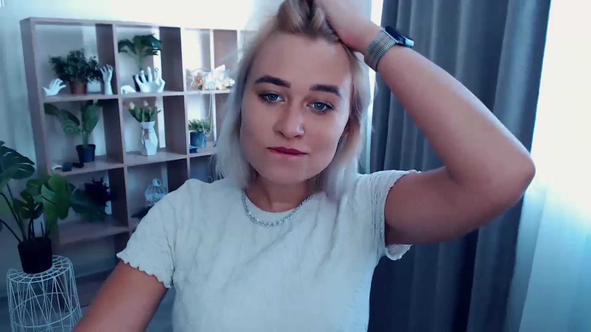 Gallery image thumbnail from Kukla_kolduna's myfreecams stream on, 07/28/2024, 15:05 image 2 of 20
