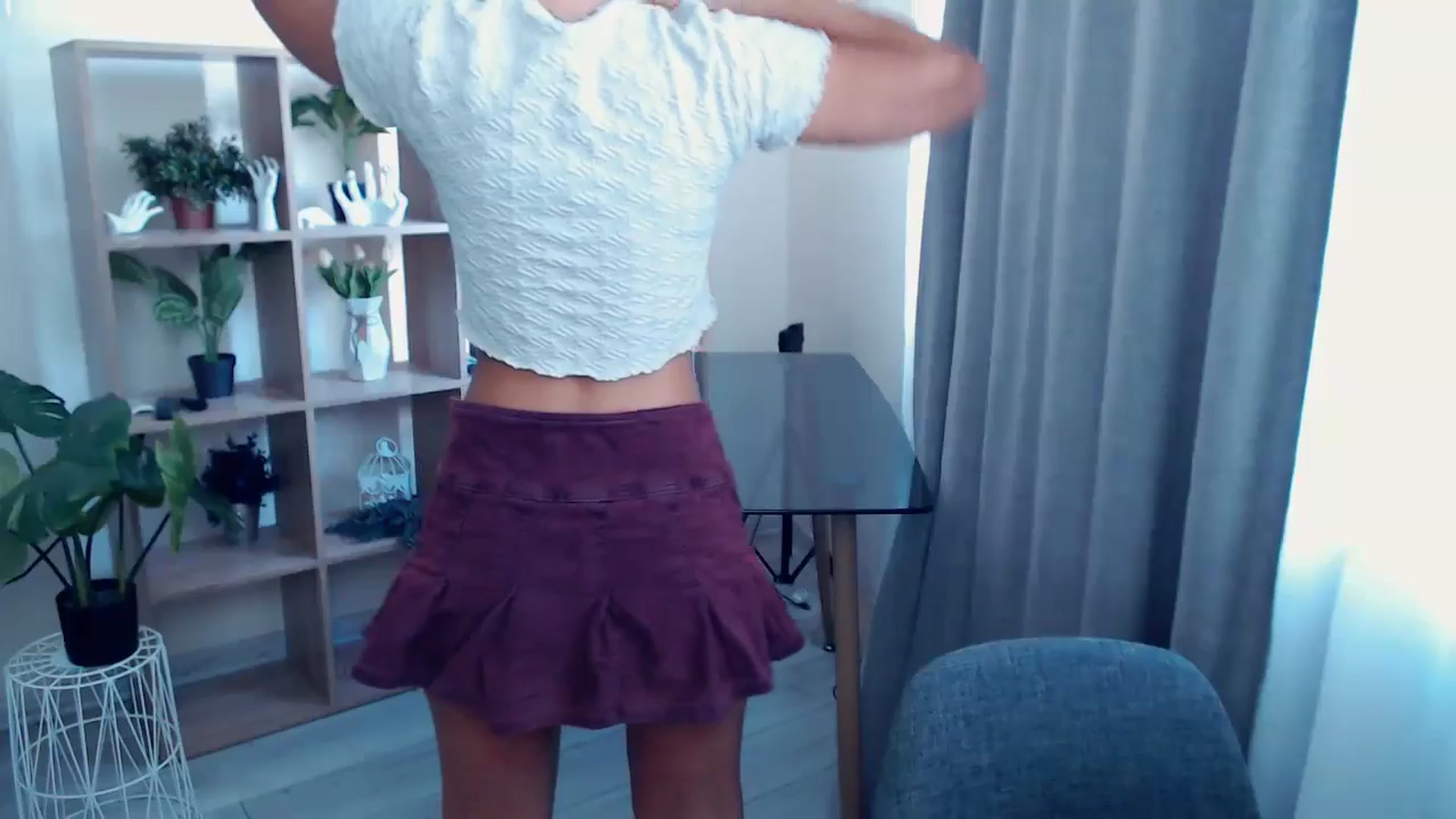 Gallery image thumbnail from Kukla_kolduna's myfreecams stream on, 07/28/2024, 15:20 image 7 of 20