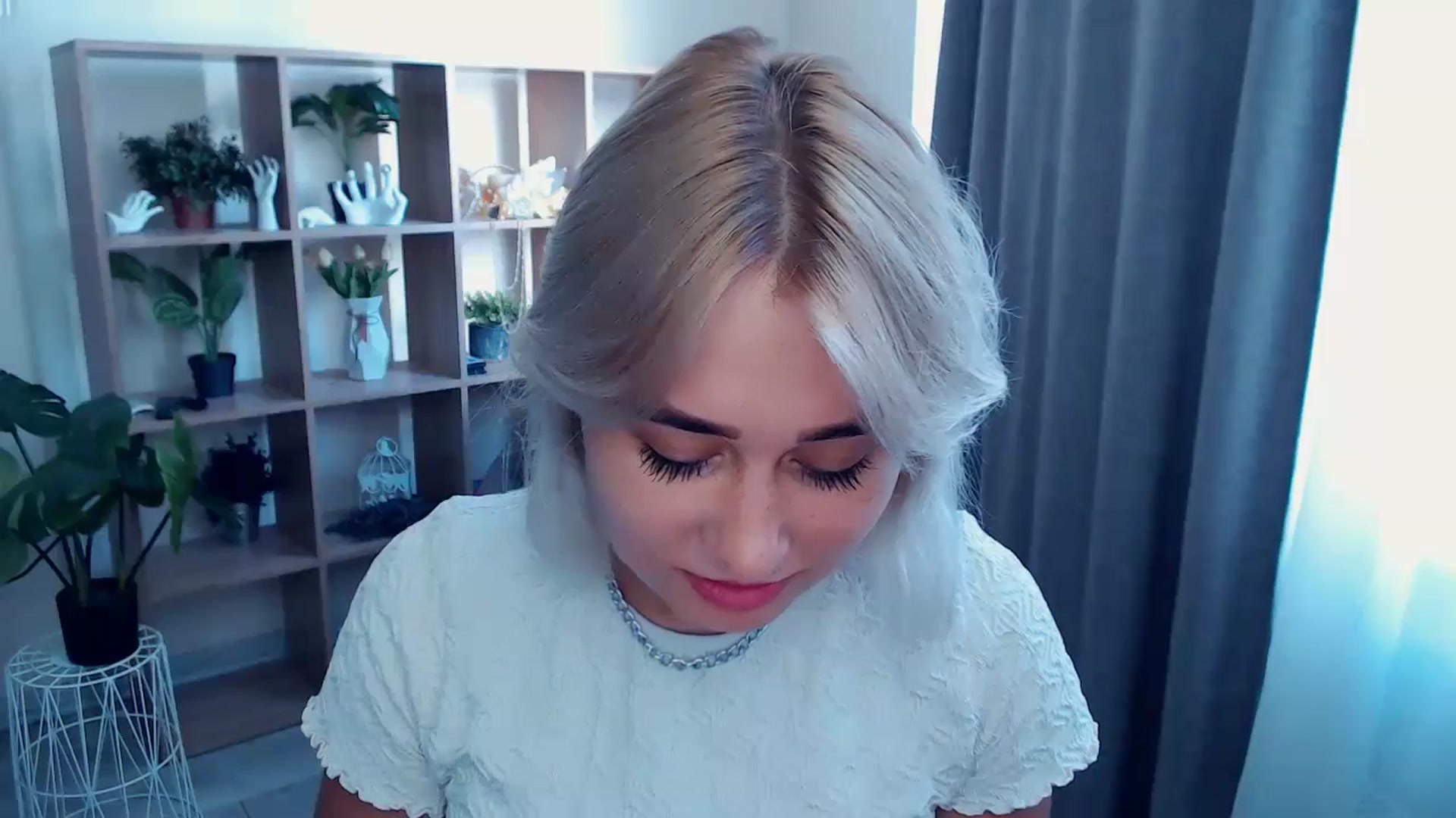 Gallery image thumbnail from Kukla_kolduna's myfreecams stream on, 07/28/2024, 15:20 image 6 of 20