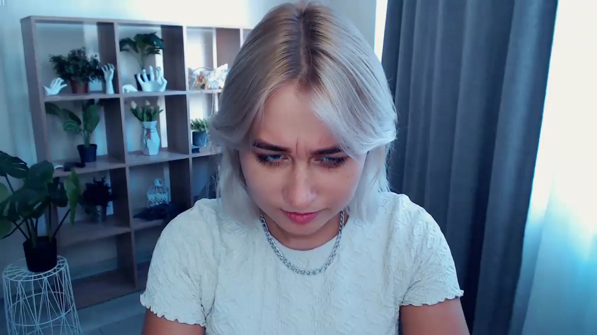 Gallery image thumbnail from Kukla_kolduna's myfreecams stream on, 07/28/2024, 15:38 image 11 of 20