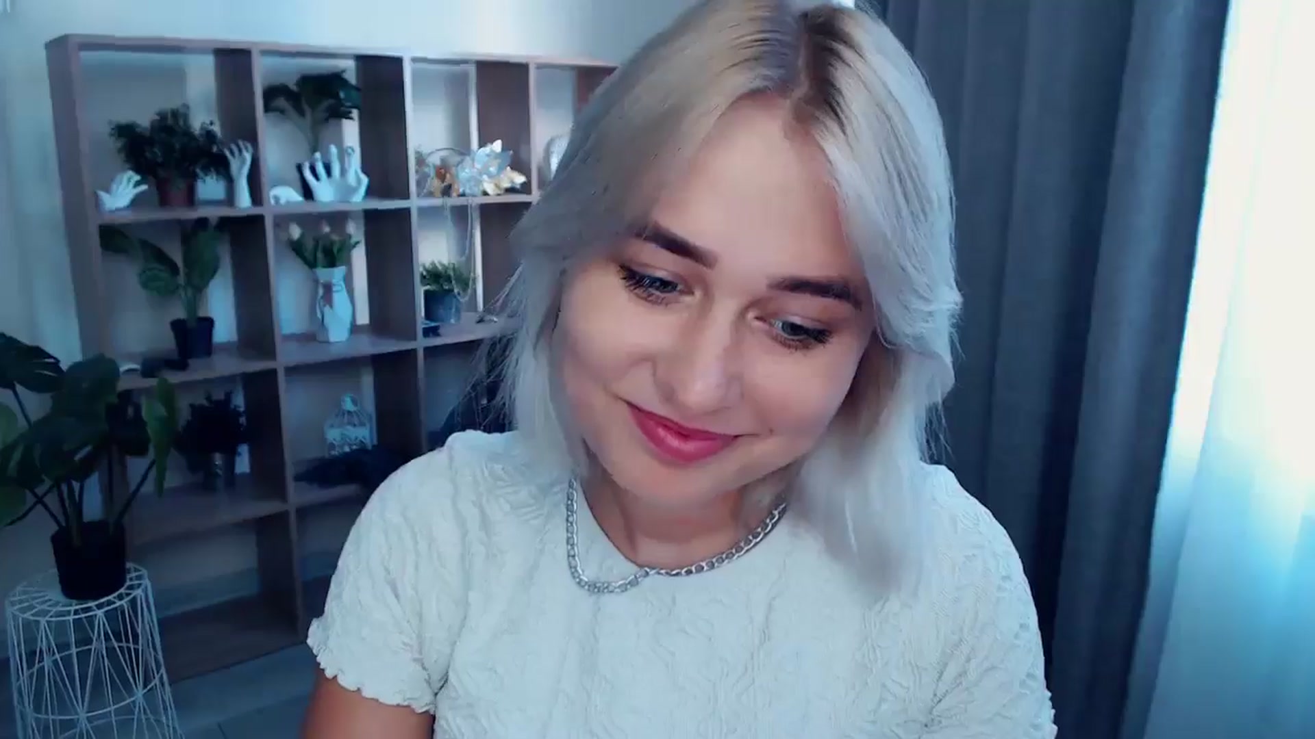 Gallery image thumbnail from Kukla_kolduna's myfreecams stream on, 07/28/2024, 16:29 image 20 of 20