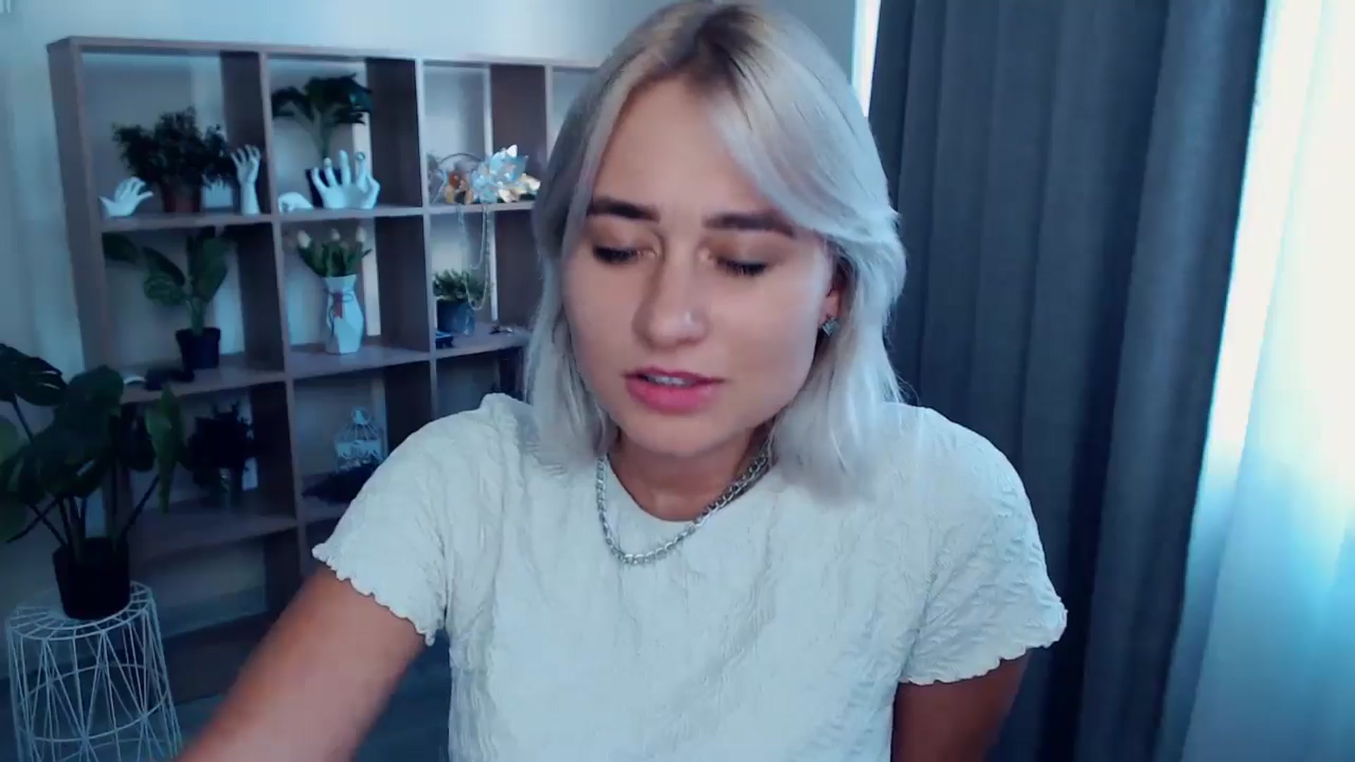 Gallery image thumbnail from Kukla_kolduna's myfreecams stream on, 07/28/2024, 16:52 image 7 of 20