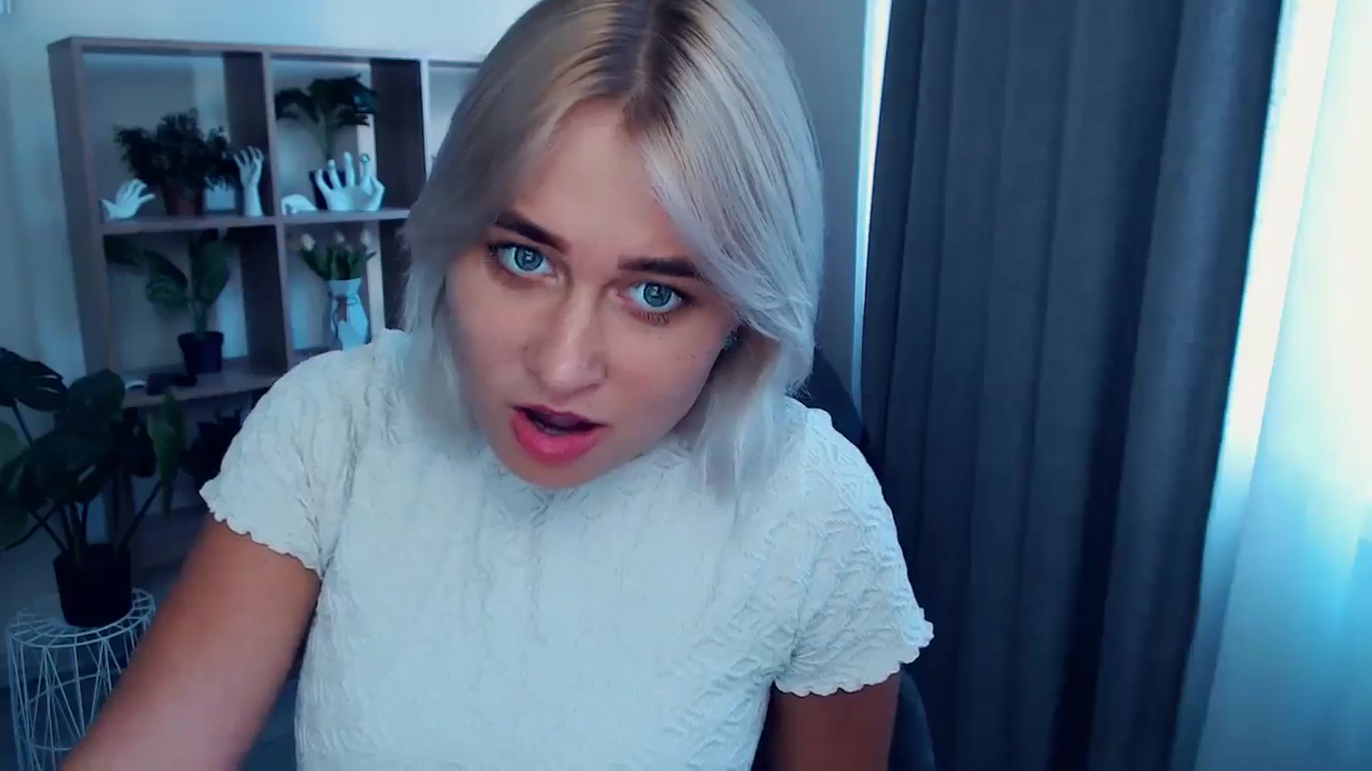 Gallery image thumbnail from Kukla_kolduna's myfreecams stream on, 07/28/2024, 16:52 image 4 of 20