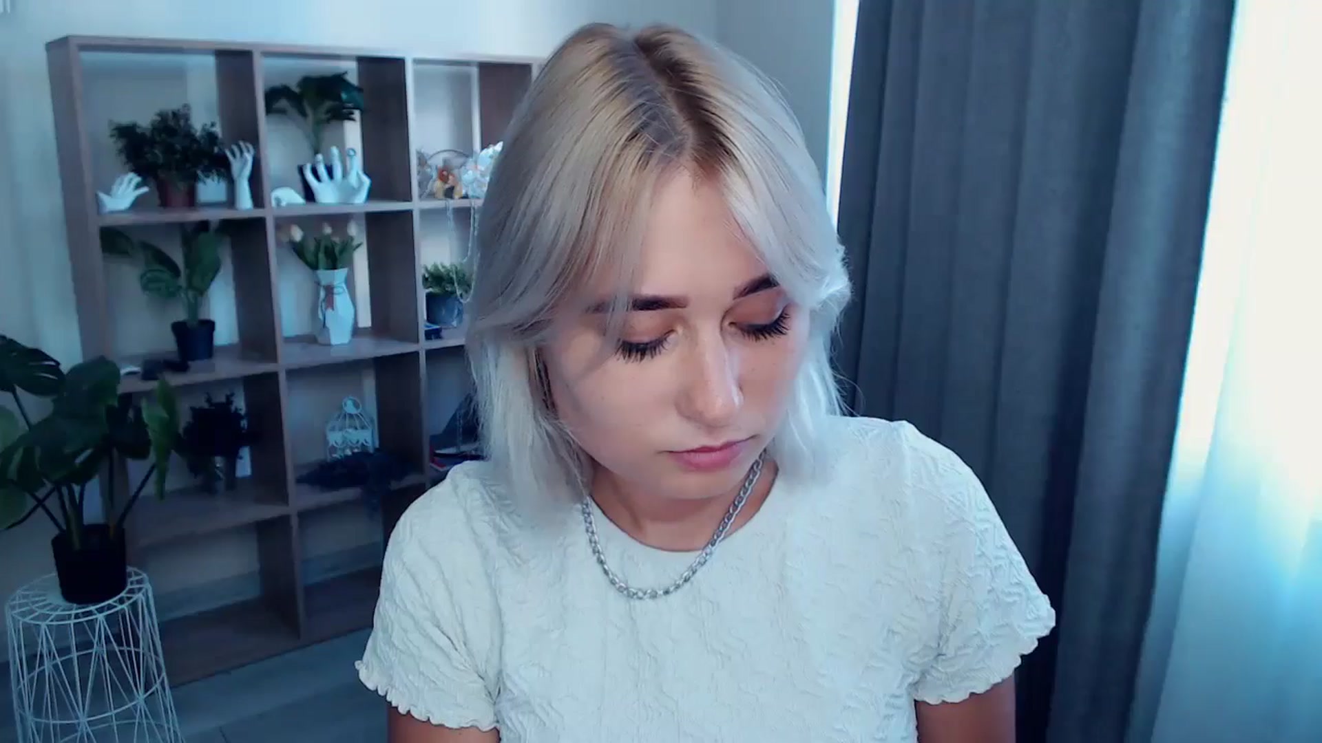 Gallery image thumbnail from Kukla_kolduna's myfreecams stream on, 07/28/2024, 16:52 image 9 of 20