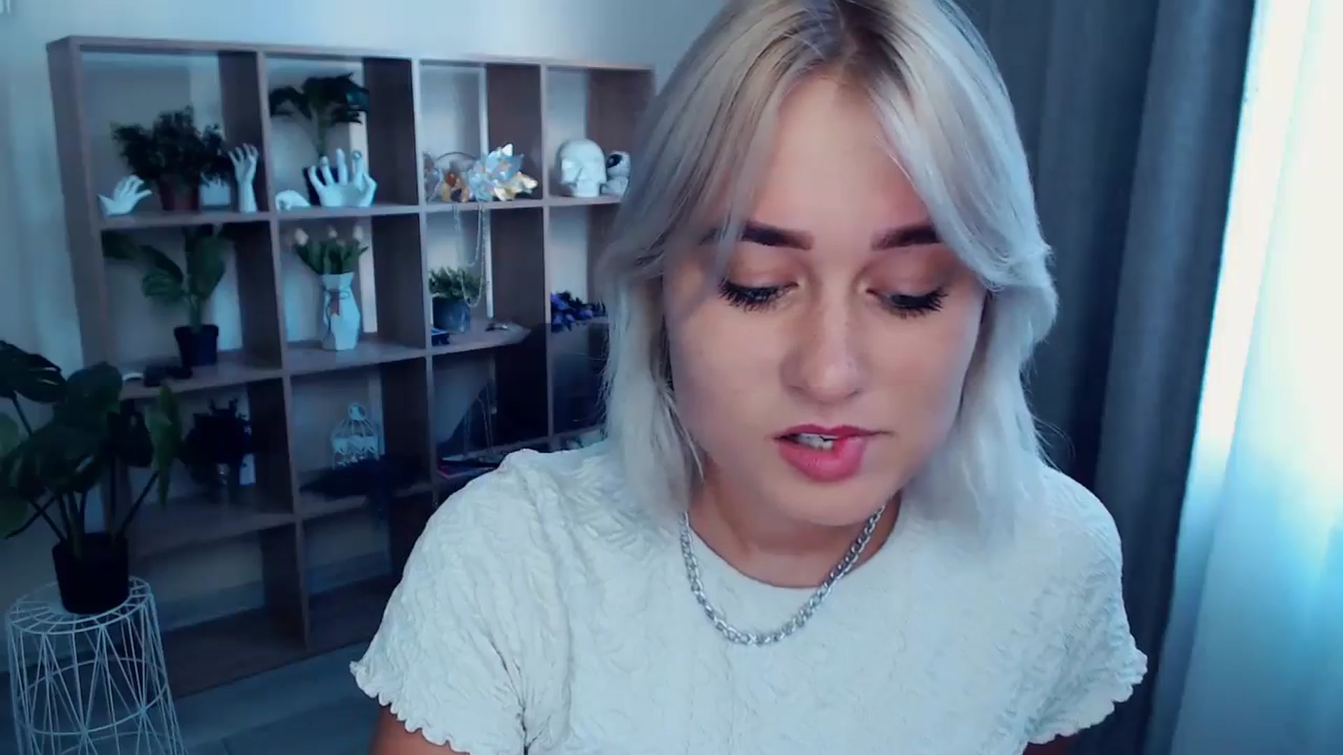 Gallery image thumbnail from Kukla_kolduna's myfreecams stream on, 07/28/2024, 16:52 image 8 of 20