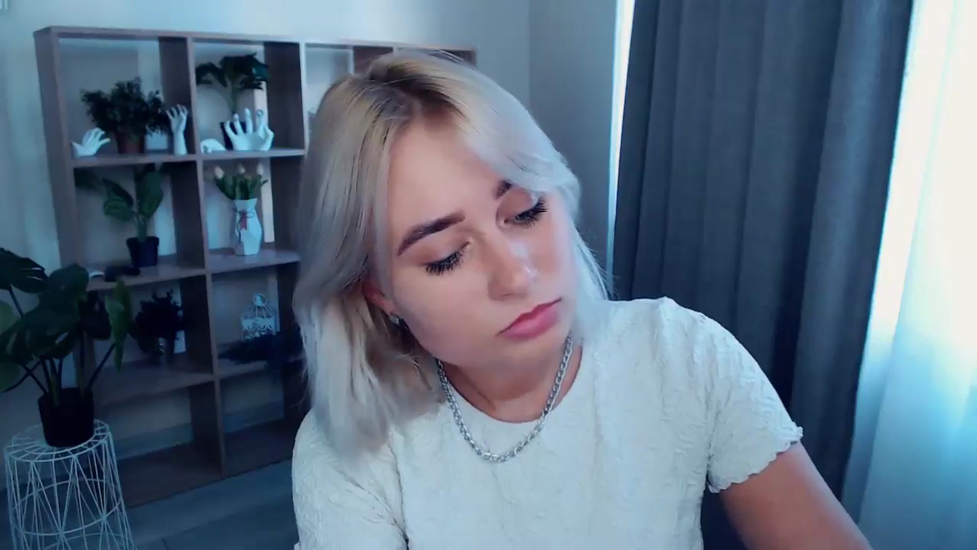 Gallery image thumbnail from Kukla_kolduna's myfreecams stream on, 07/28/2024, 16:52 image 10 of 20