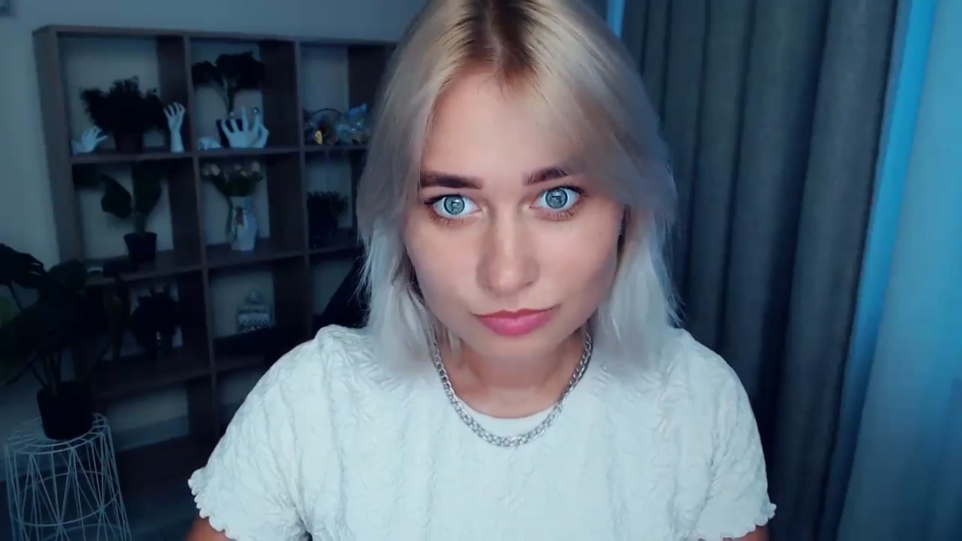 Gallery image thumbnail from Kukla_kolduna's myfreecams stream on, 07/28/2024, 17:49 image 18 of 20