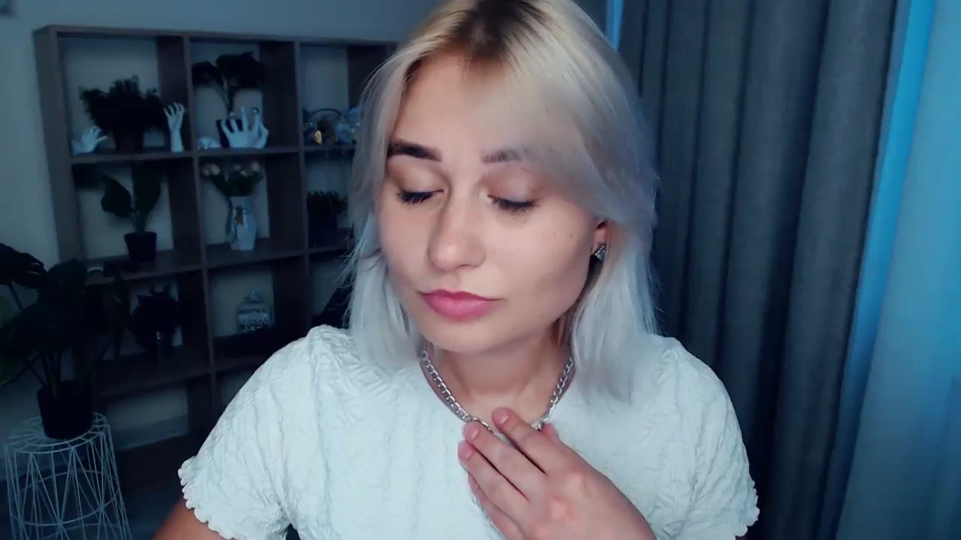 Gallery image thumbnail from Kukla_kolduna's myfreecams stream on, 07/28/2024, 17:49 image 20 of 20