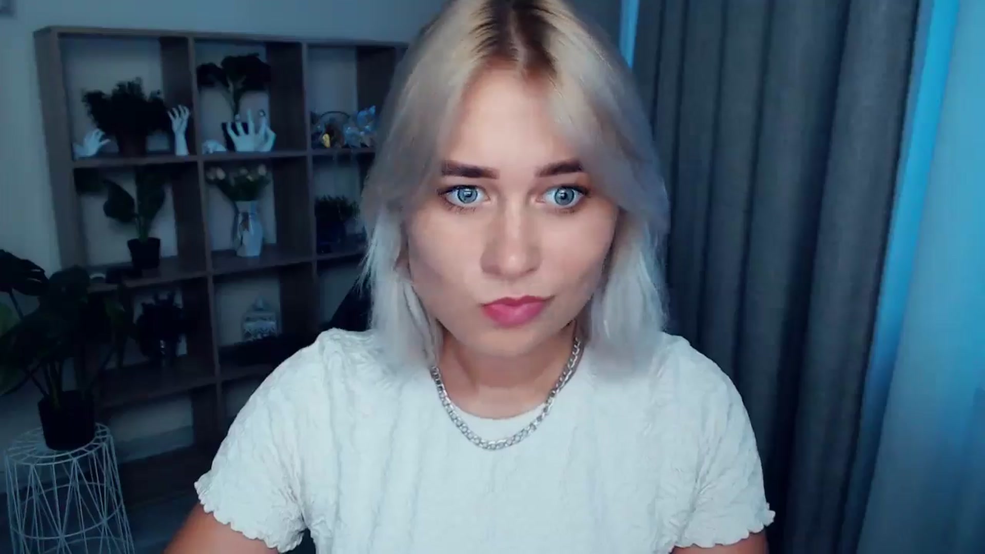 Gallery image thumbnail from Kukla_kolduna's myfreecams stream on, 07/28/2024, 17:49 image 14 of 20