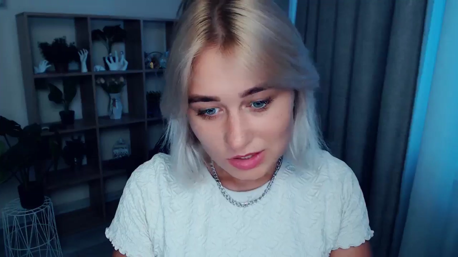Gallery image thumbnail from Kukla_kolduna's myfreecams stream on, 07/28/2024, 17:49 image 6 of 20