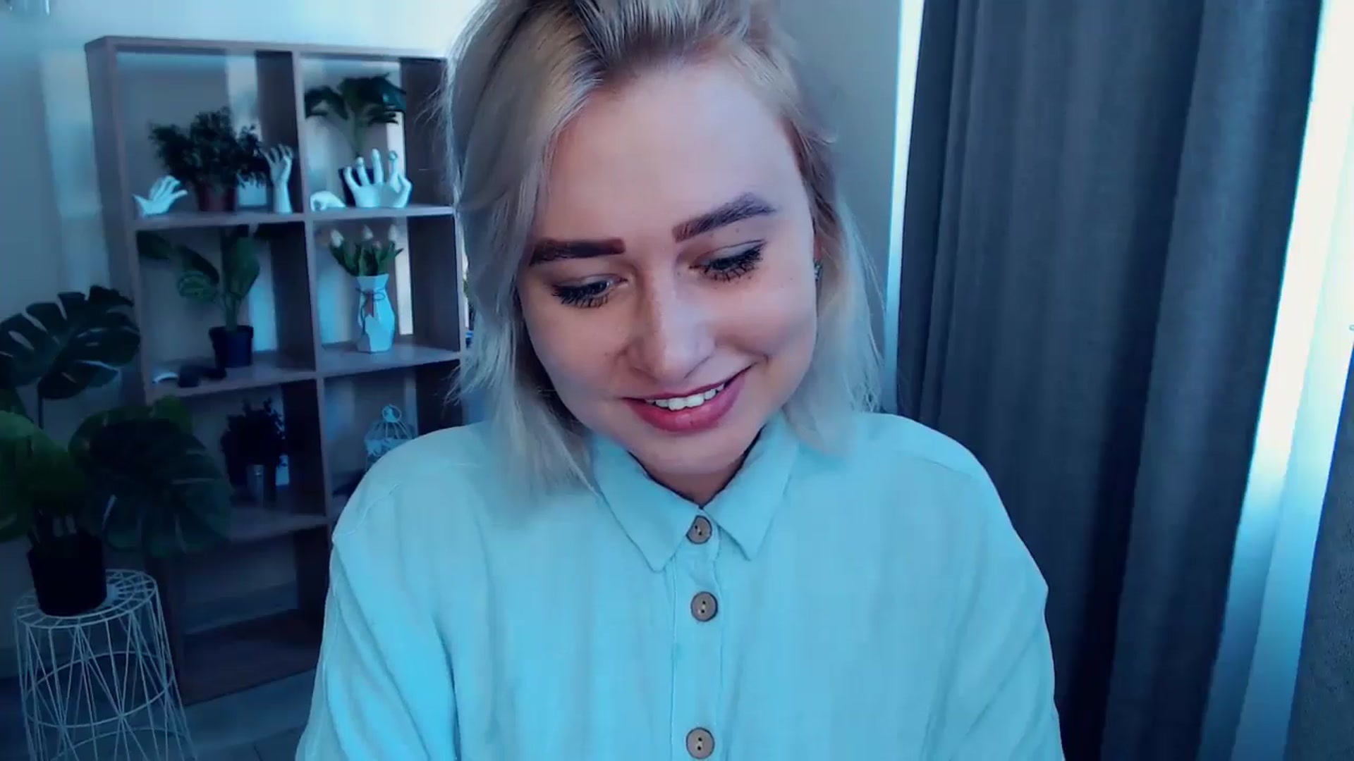 Gallery image thumbnail from Kukla_kolduna's myfreecams stream on, 07/31/2024, 16:34 image 6 of 20