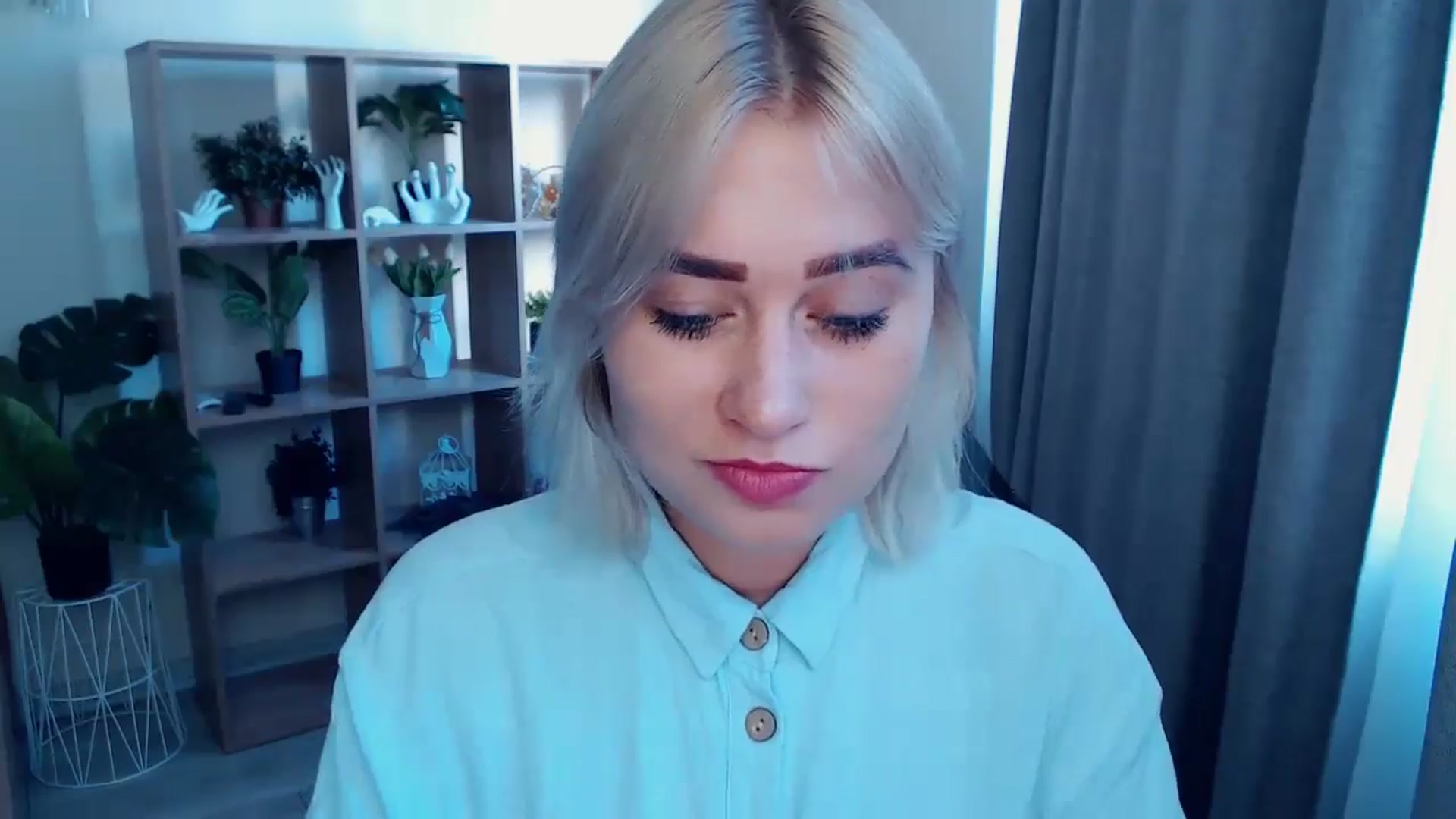 Gallery image thumbnail from Kukla_kolduna's myfreecams stream on, 07/31/2024, 16:34 image 3 of 20