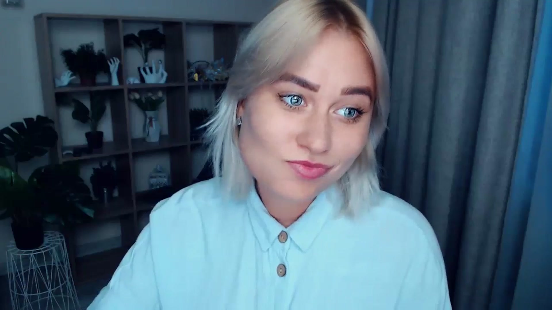 Gallery image thumbnail from Kukla_kolduna's myfreecams stream on, 07/31/2024, 18:10 image 10 of 20