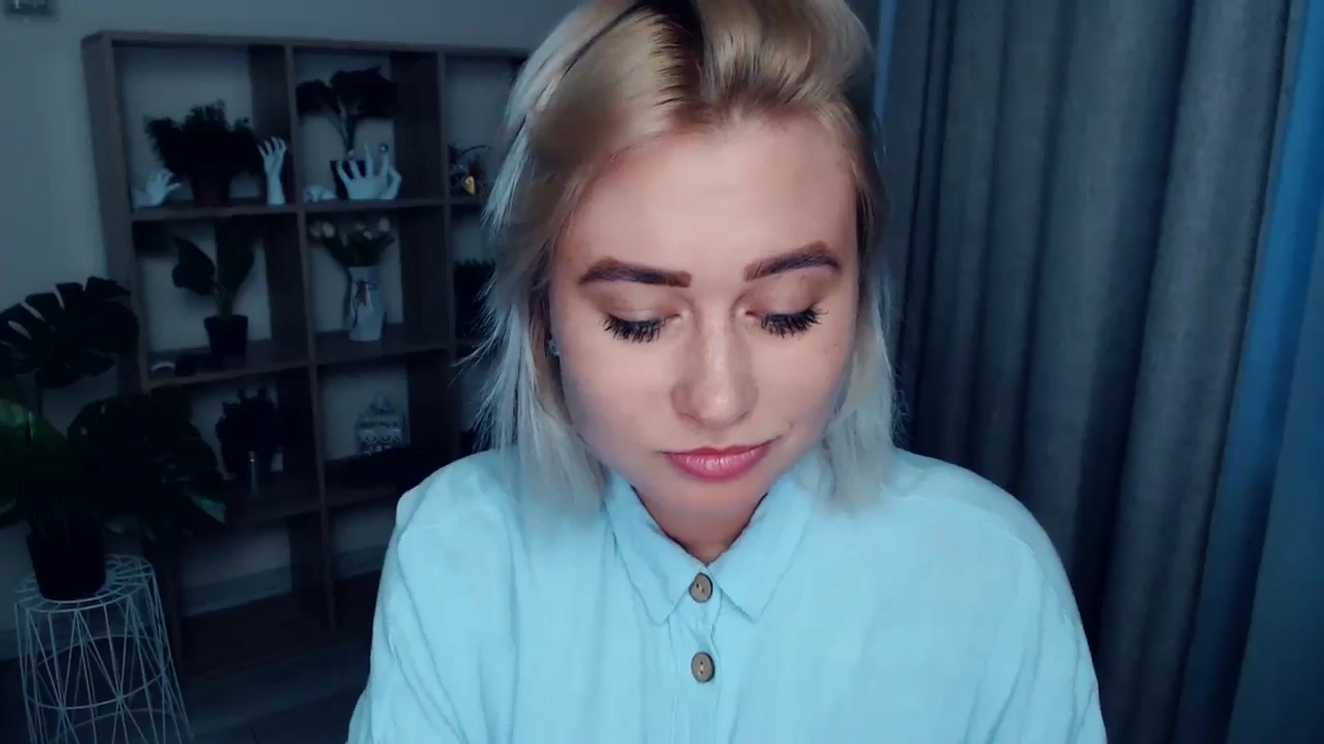 Gallery image thumbnail from Kukla_kolduna's myfreecams stream on, 07/31/2024, 18:10 image 11 of 20