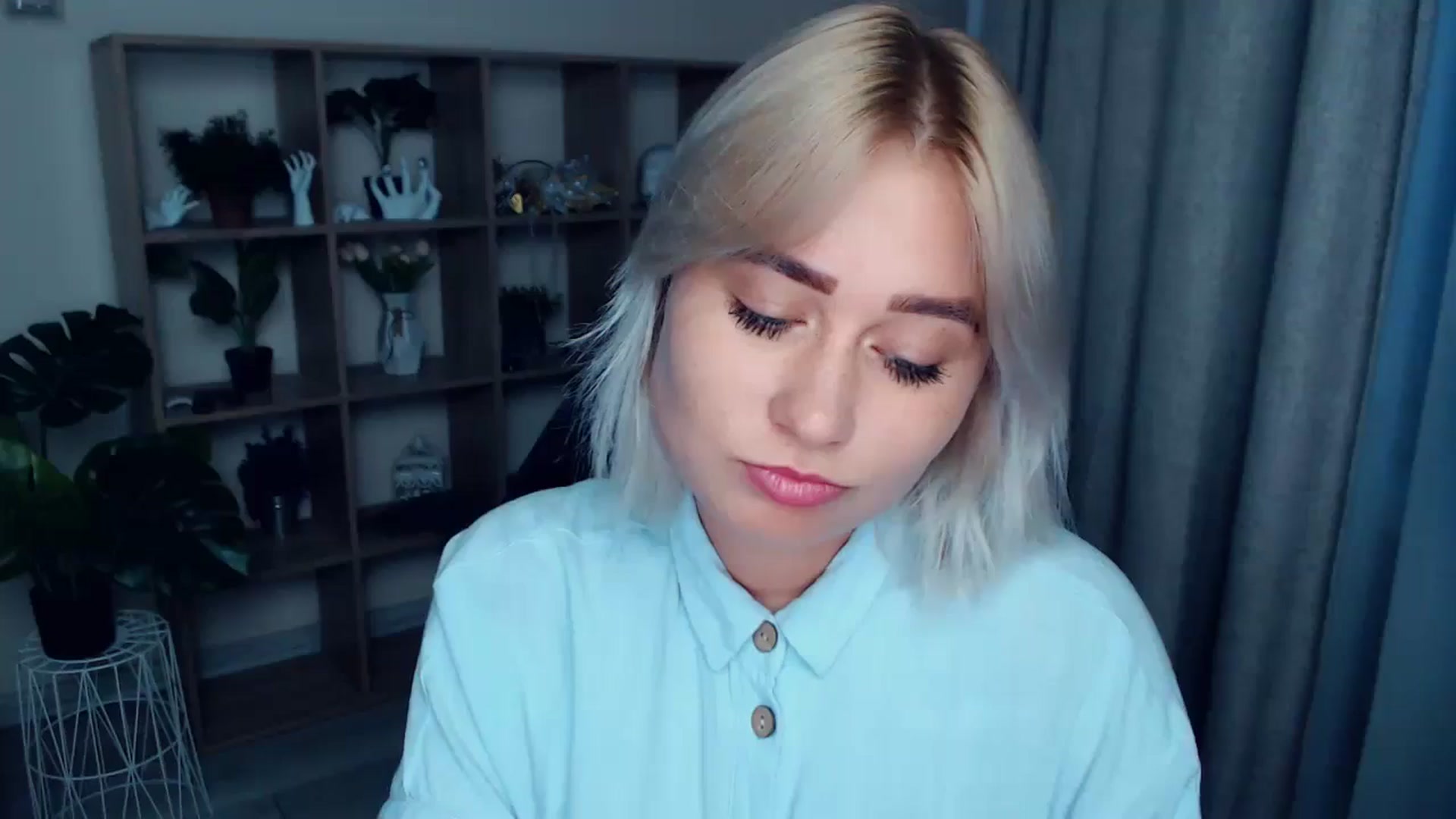 Gallery image thumbnail from Kukla_kolduna's myfreecams stream on, 07/31/2024, 18:10 image 15 of 20
