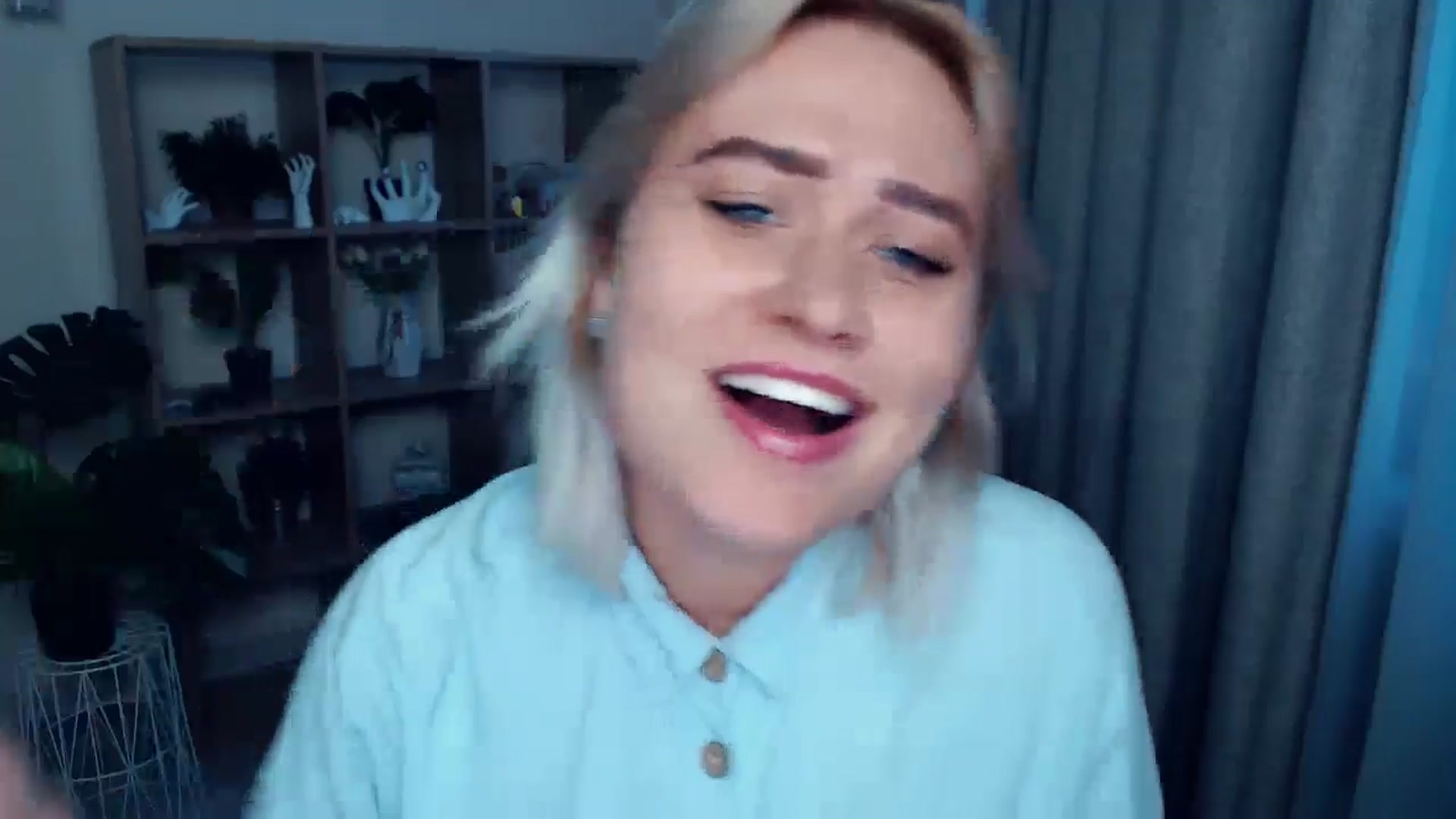 Gallery image thumbnail from Kukla_kolduna's myfreecams stream on, 07/31/2024, 18:10 image 4 of 20