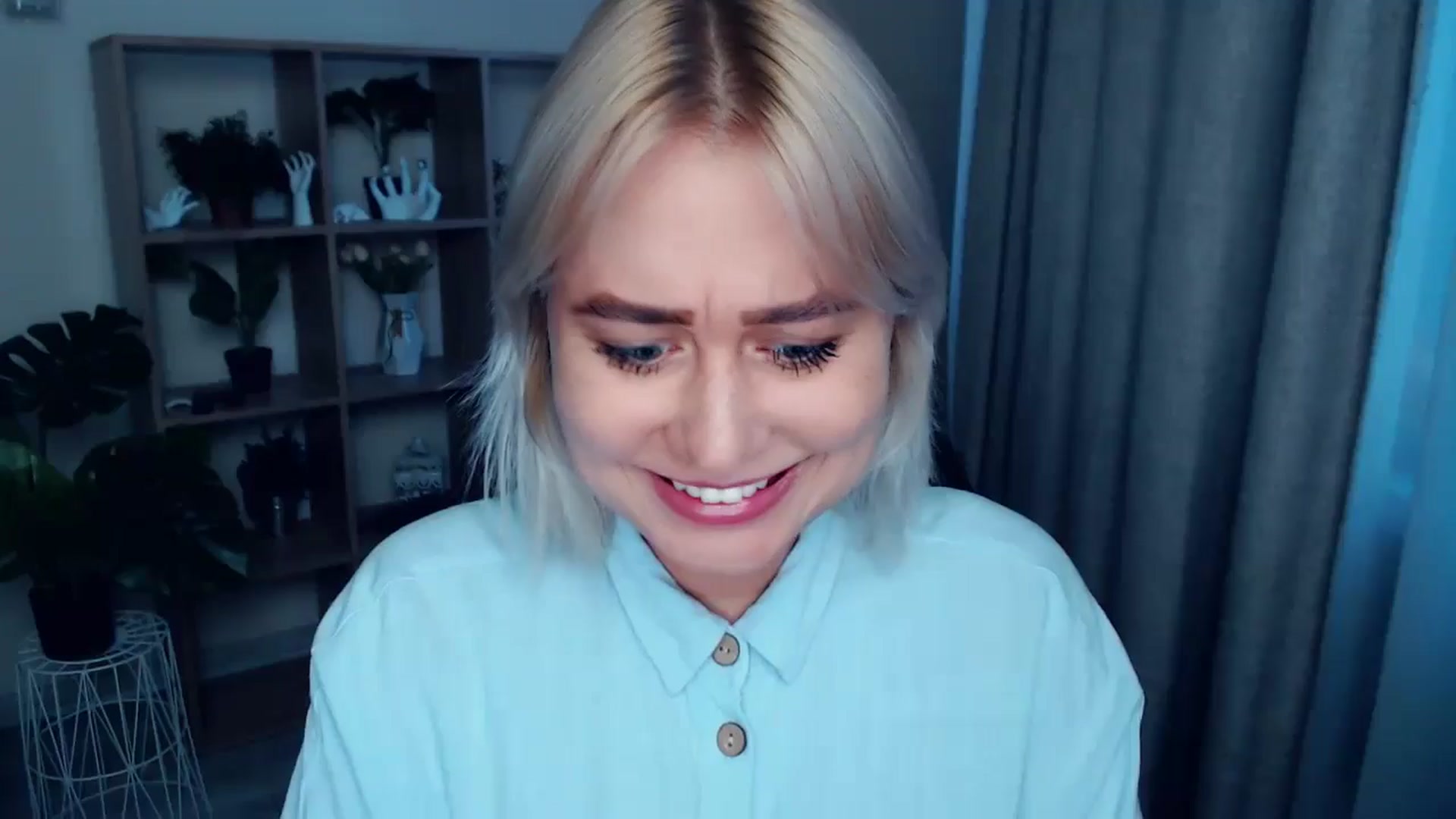 Gallery image thumbnail from Kukla_kolduna's myfreecams stream on, 07/31/2024, 18:10 image 1 of 20
