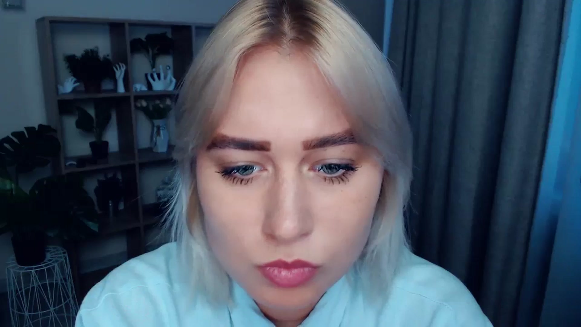 Gallery image thumbnail from Kukla_kolduna's myfreecams stream on, 07/31/2024, 18:10 image 3 of 20