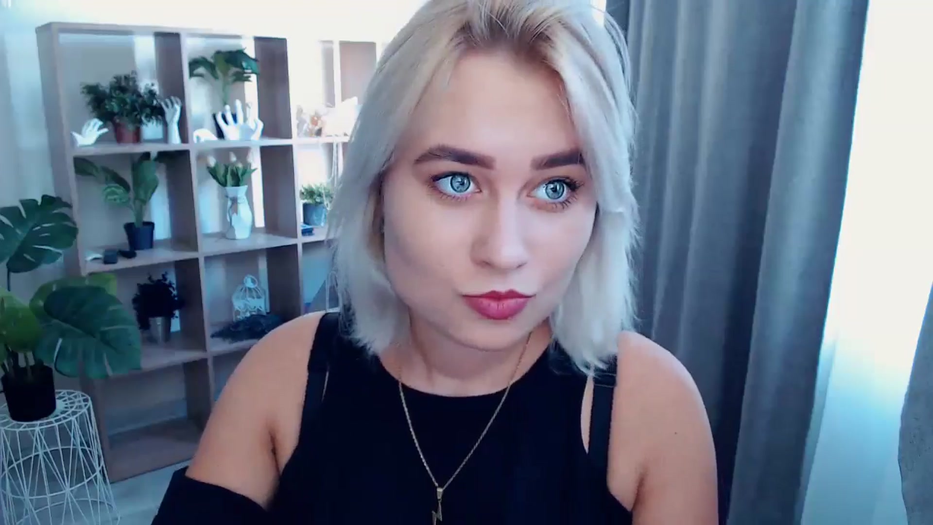 Gallery image thumbnail from Kukla_kolduna's myfreecams stream on, 08/01/2024, 14:32 image 15 of 20