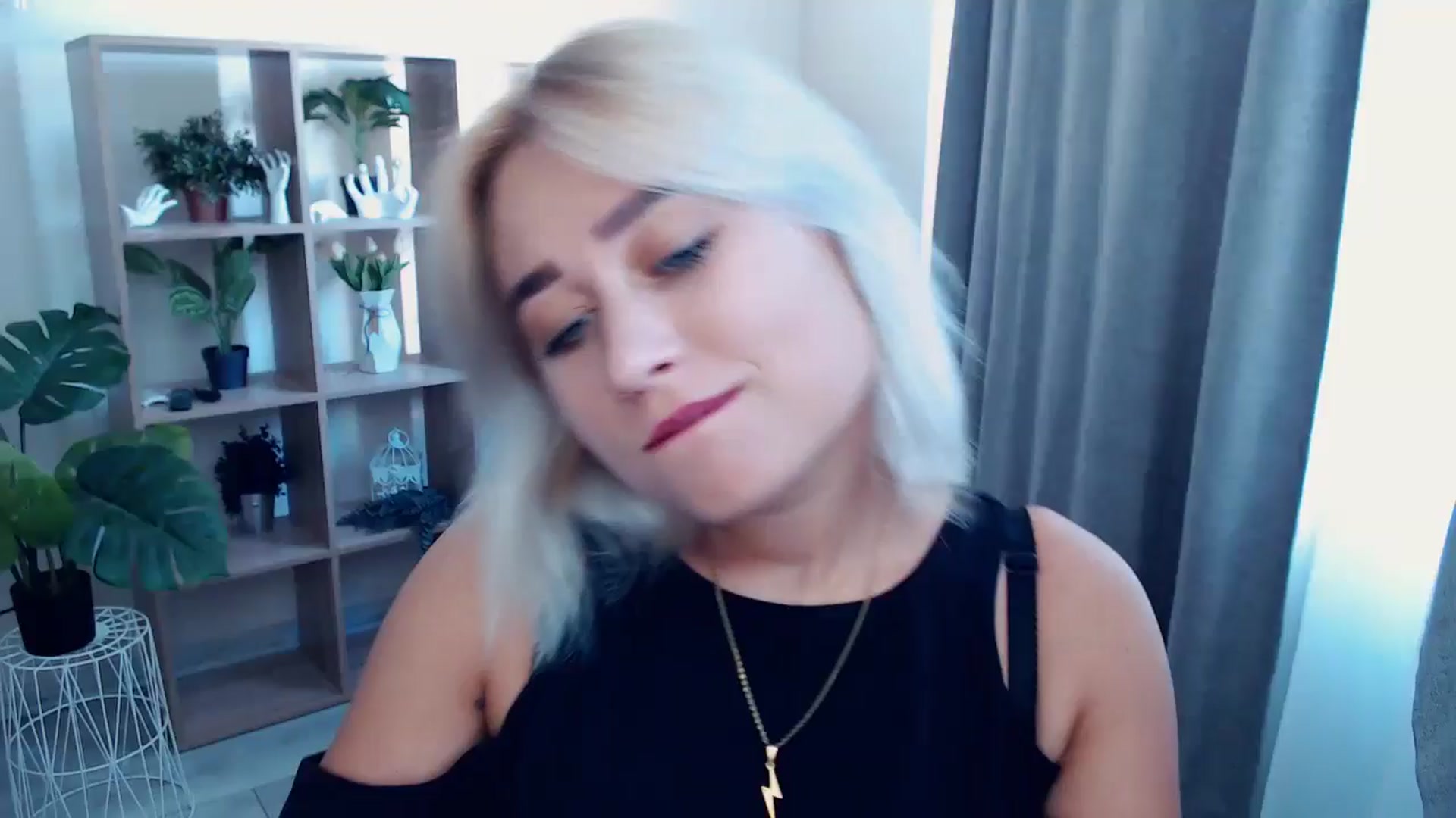 Gallery image thumbnail from Kukla_kolduna's myfreecams stream on, 08/01/2024, 14:32 image 1 of 20