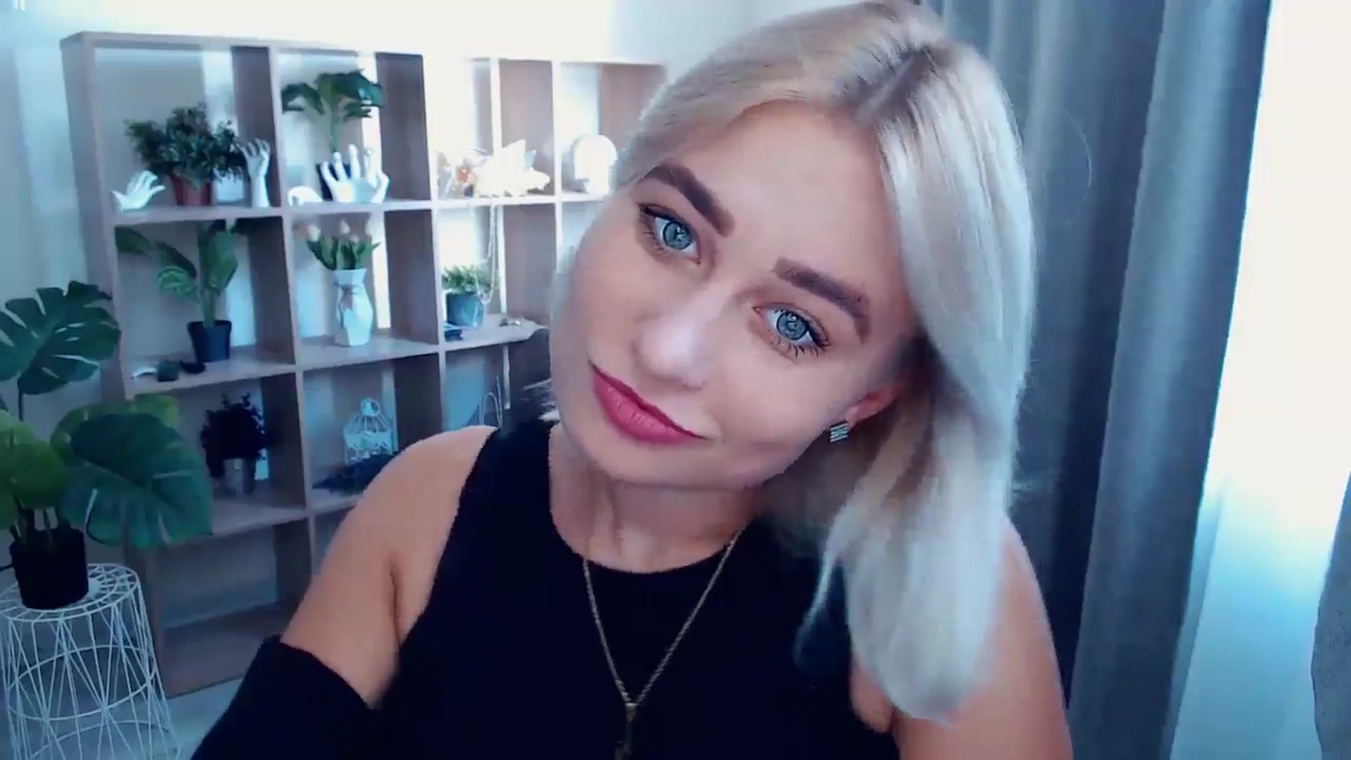 Gallery image thumbnail from Kukla_kolduna's myfreecams stream on, 08/01/2024, 14:32 image 3 of 20