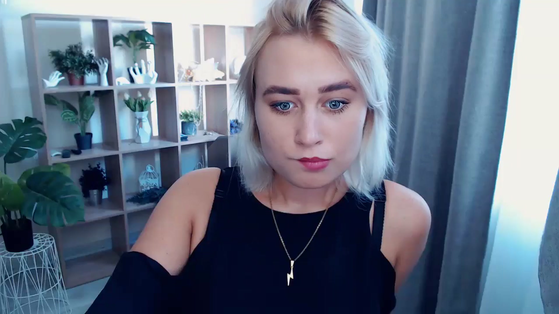 Gallery image thumbnail from Kukla_kolduna's myfreecams stream on, 08/01/2024, 14:32 image 17 of 20