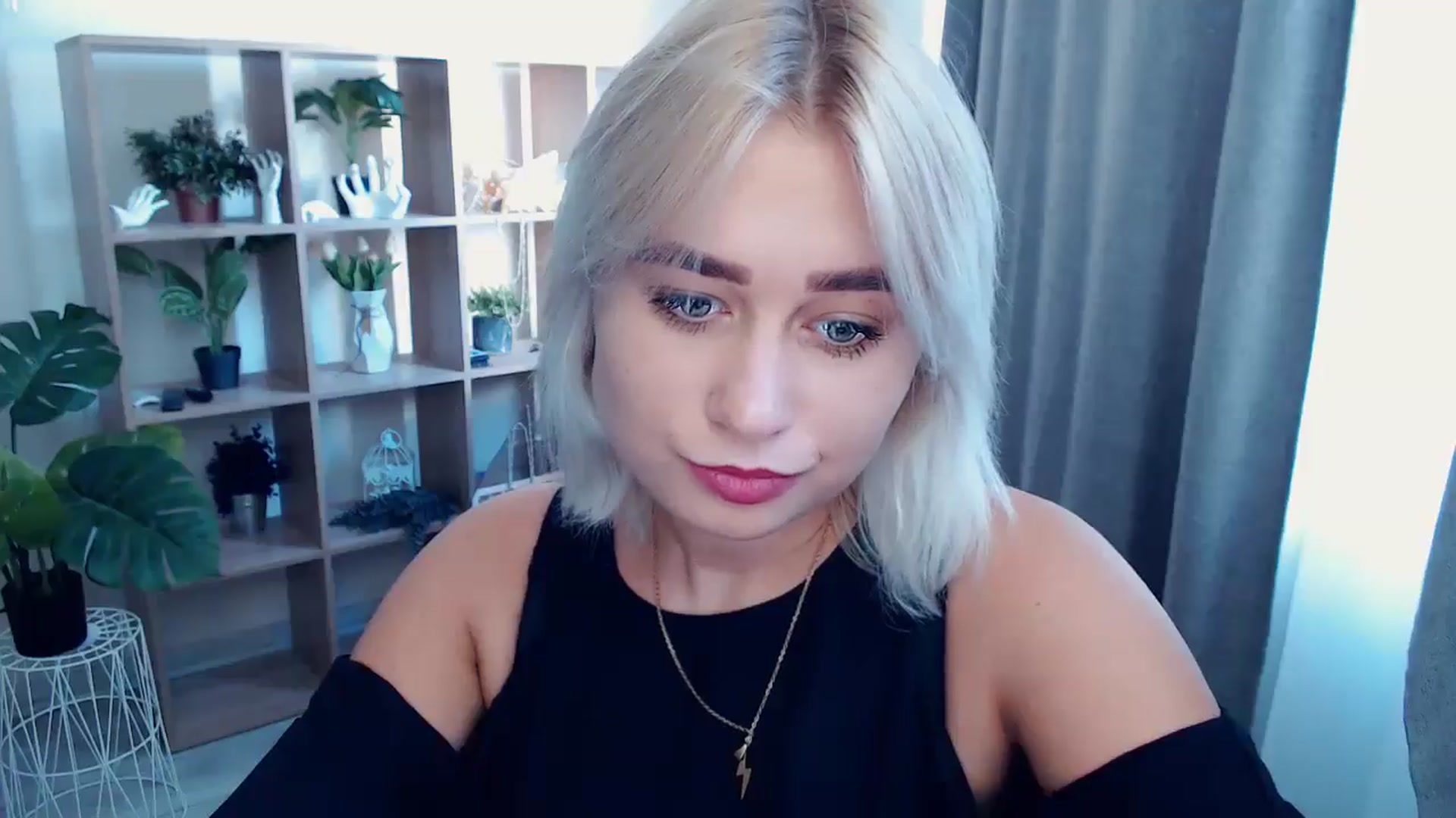 Gallery image thumbnail from Kukla_kolduna's myfreecams stream on, 08/01/2024, 17:26 image 2 of 20