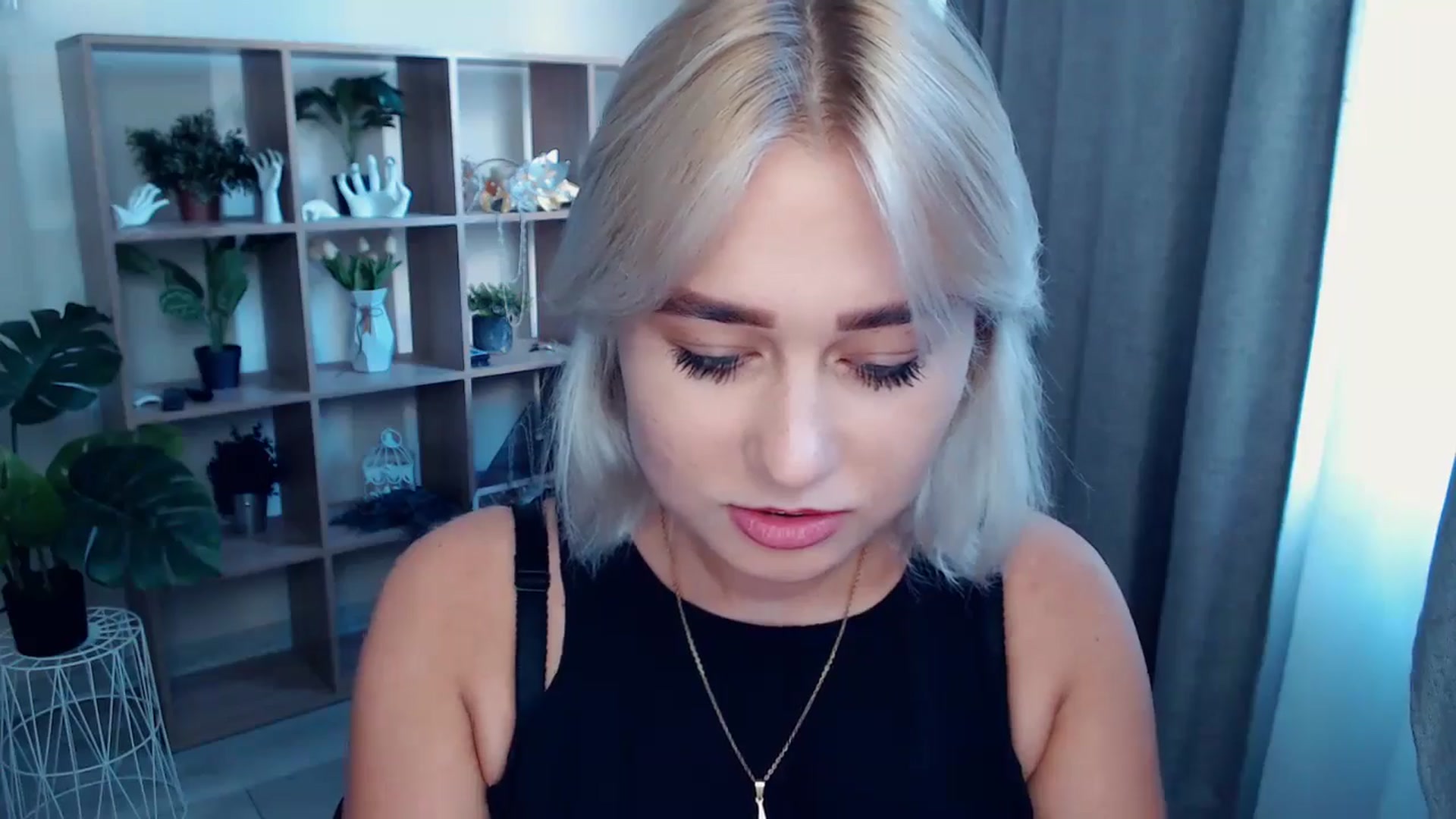 Gallery image thumbnail from Kukla_kolduna's myfreecams stream on, 08/01/2024, 17:26 image 15 of 20