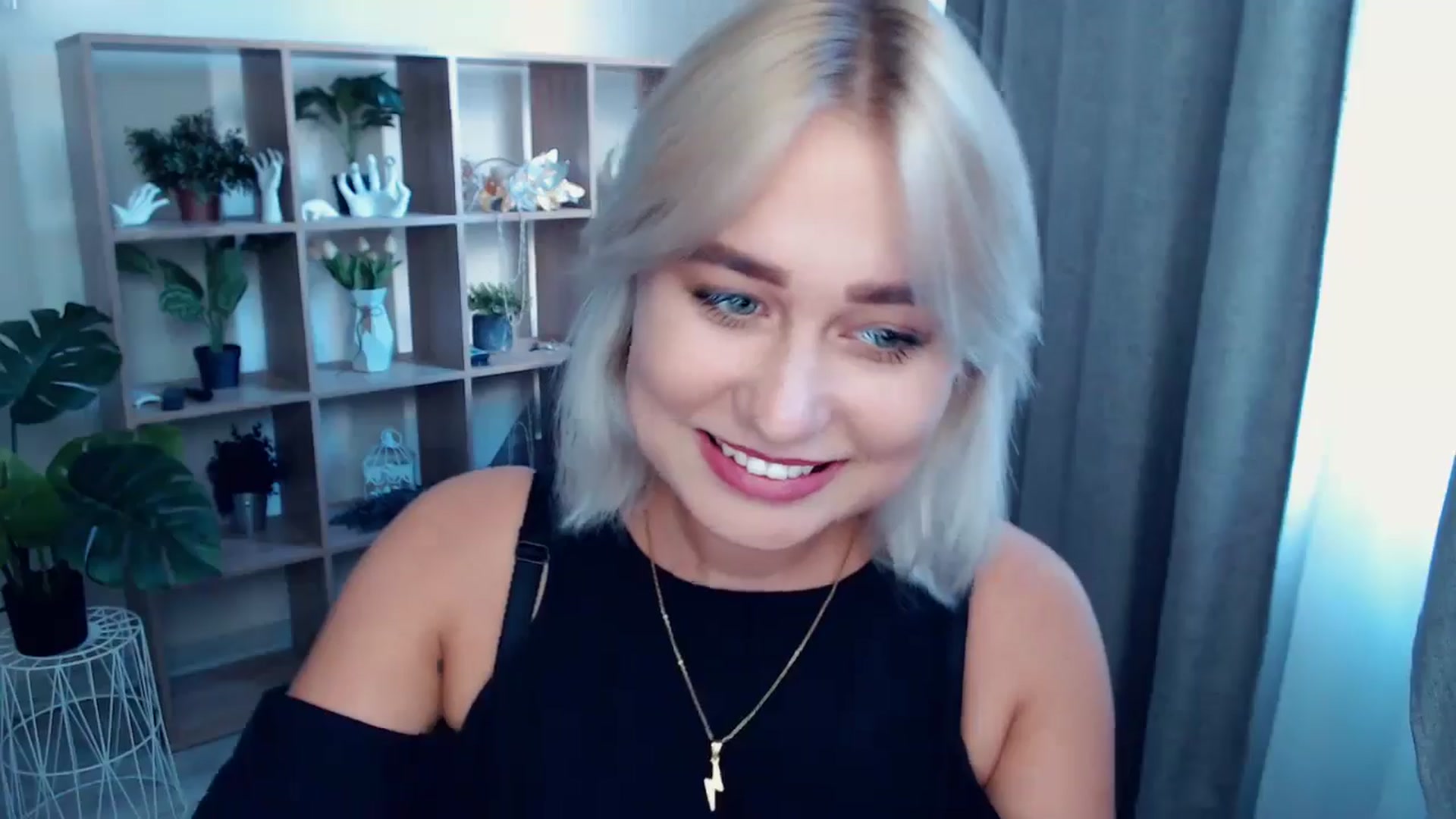 Gallery image thumbnail from Kukla_kolduna's myfreecams stream on, 08/01/2024, 17:26 image 14 of 20