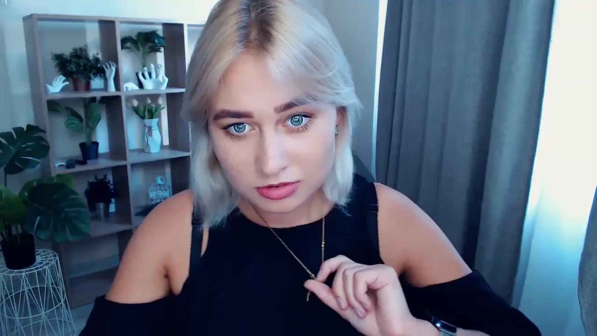 Gallery image thumbnail from Kukla_kolduna's myfreecams stream on, 08/01/2024, 17:26 image 13 of 20