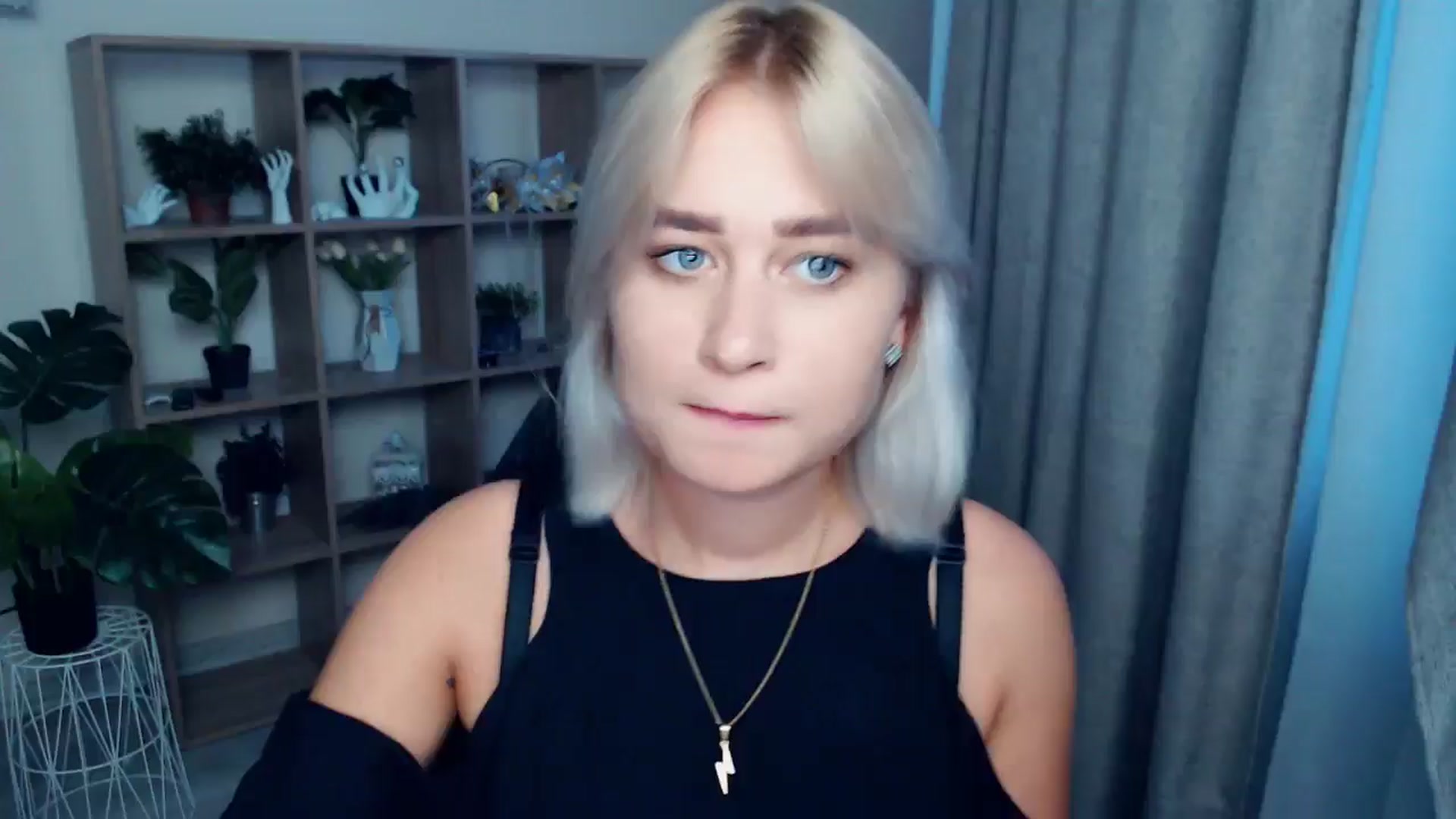 Gallery image thumbnail from Kukla_kolduna's myfreecams stream on, 08/01/2024, 18:02 image 10 of 20