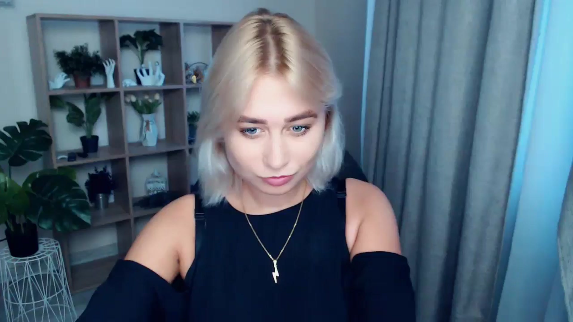 Gallery image thumbnail from Kukla_kolduna's myfreecams stream on, 08/01/2024, 18:02 image 7 of 20