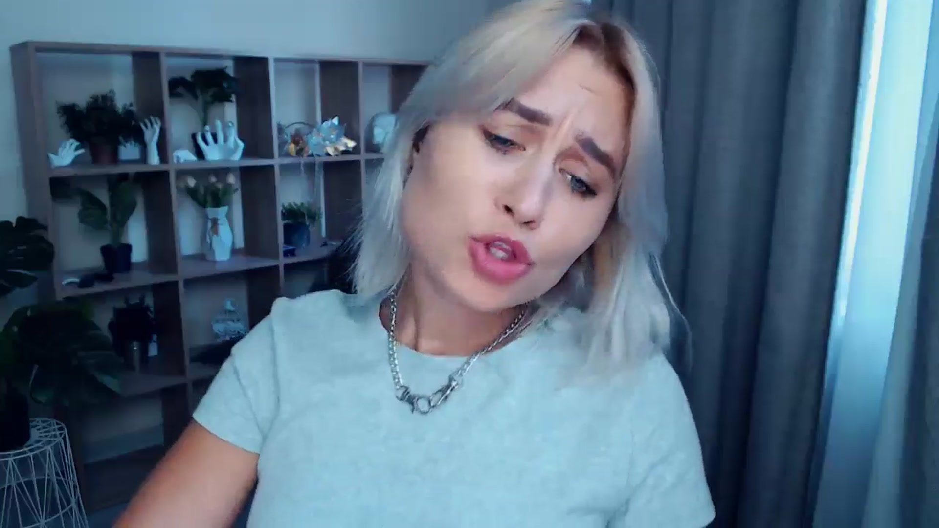 Gallery image thumbnail from Kukla_kolduna's myfreecams stream on, 08/02/2024, 17:32 image 6 of 20