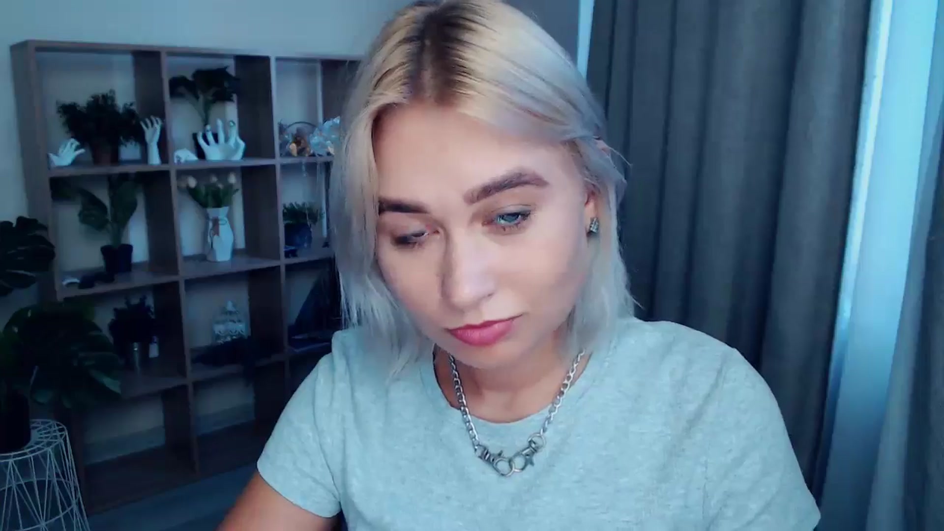 Gallery image thumbnail from Kukla_kolduna's myfreecams stream on, 08/02/2024, 17:32 image 10 of 20