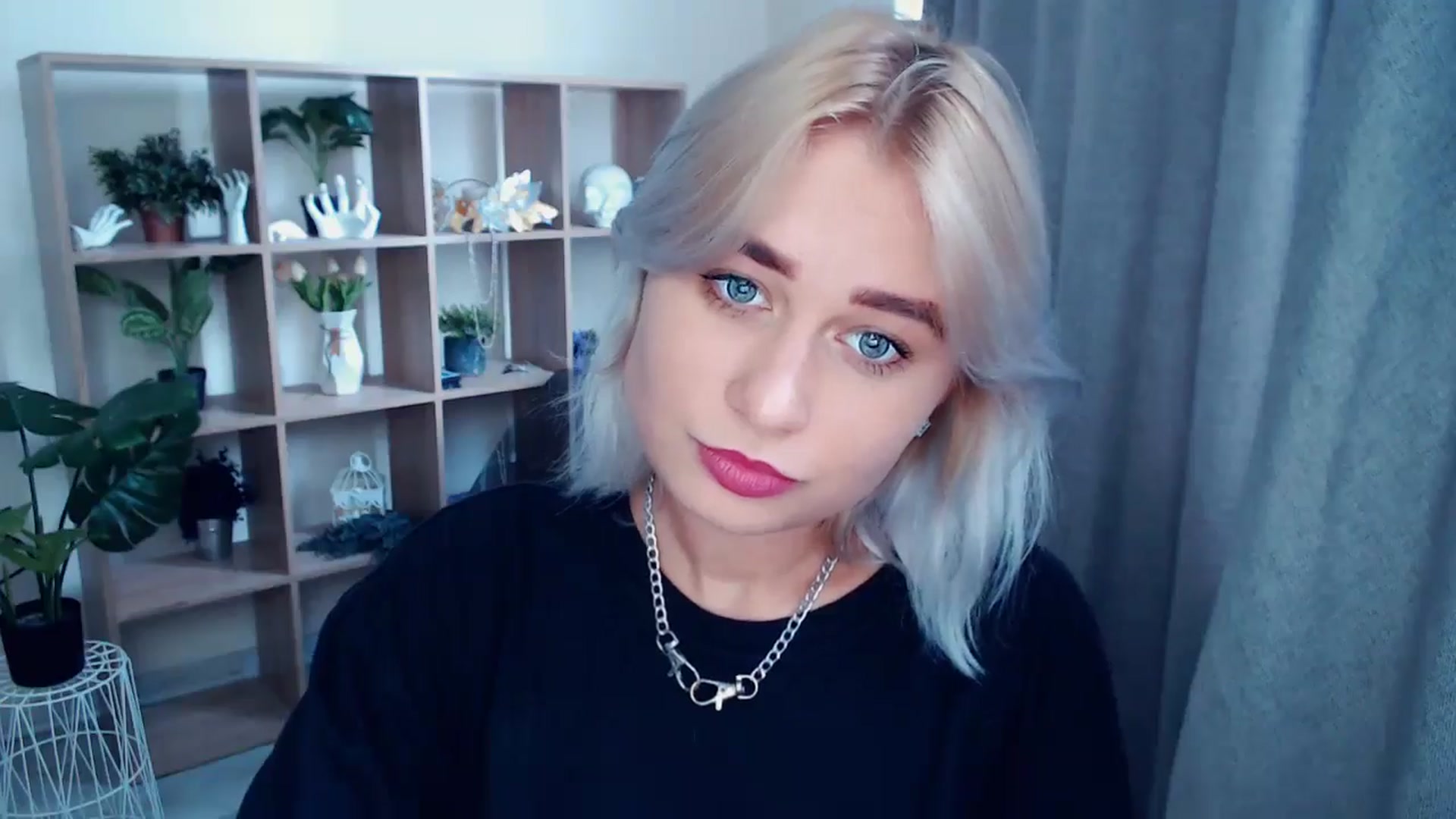 Gallery image thumbnail from Kukla_kolduna's myfreecams stream on, 08/03/2024, 14:46 image 19 of 20