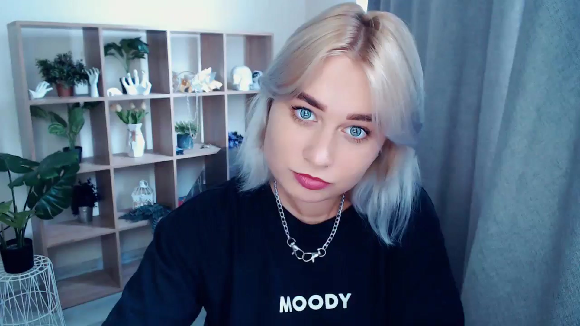 Gallery image thumbnail from Kukla_kolduna's myfreecams stream on, 08/03/2024, 14:46 image 7 of 20