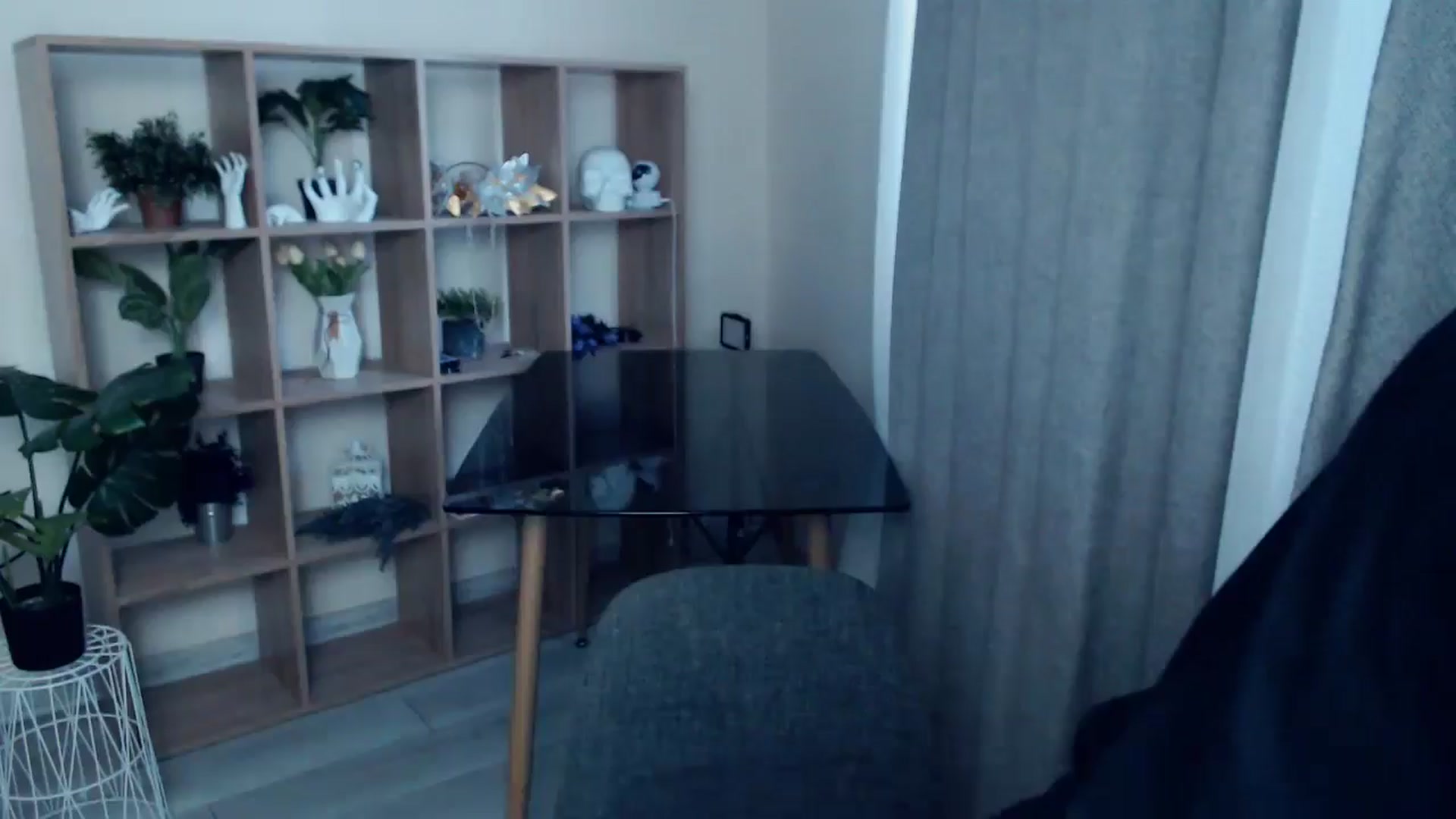 Gallery image thumbnail from Kukla_kolduna's myfreecams stream on, 08/03/2024, 16:42 image 5 of 20