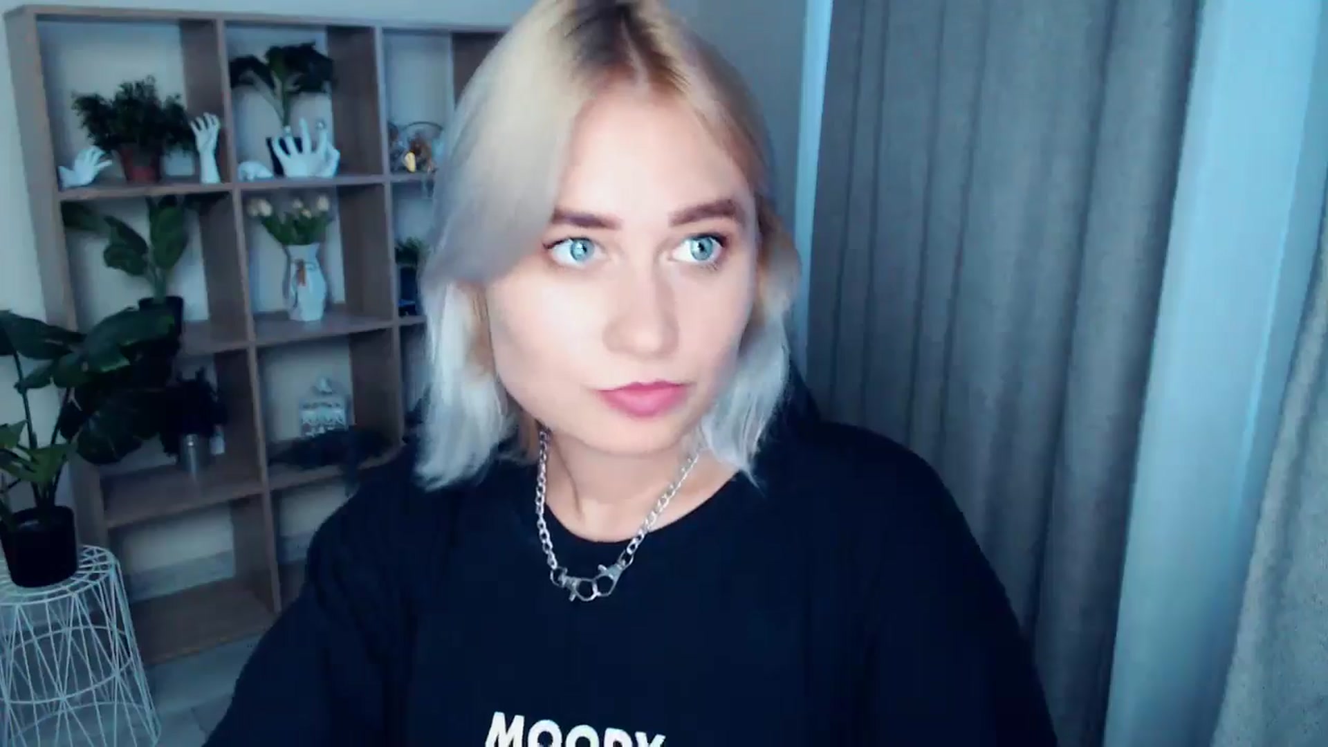 Gallery image thumbnail from Kukla_kolduna's myfreecams stream on, 08/03/2024, 16:42 image 15 of 20